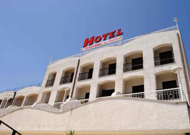Facade/entrance in Hotel Panorama Del Golfo