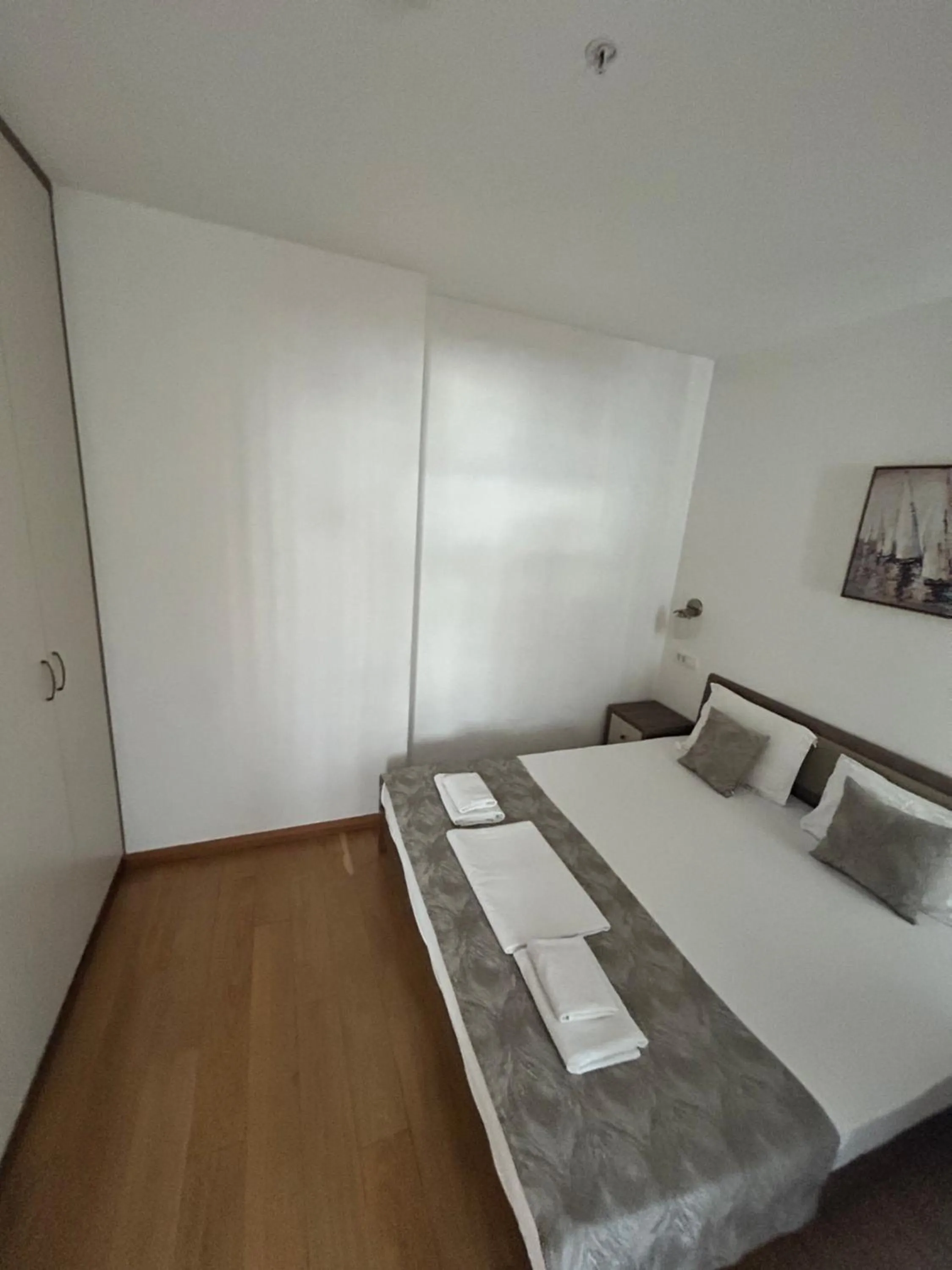 Bed in Apartments Krug