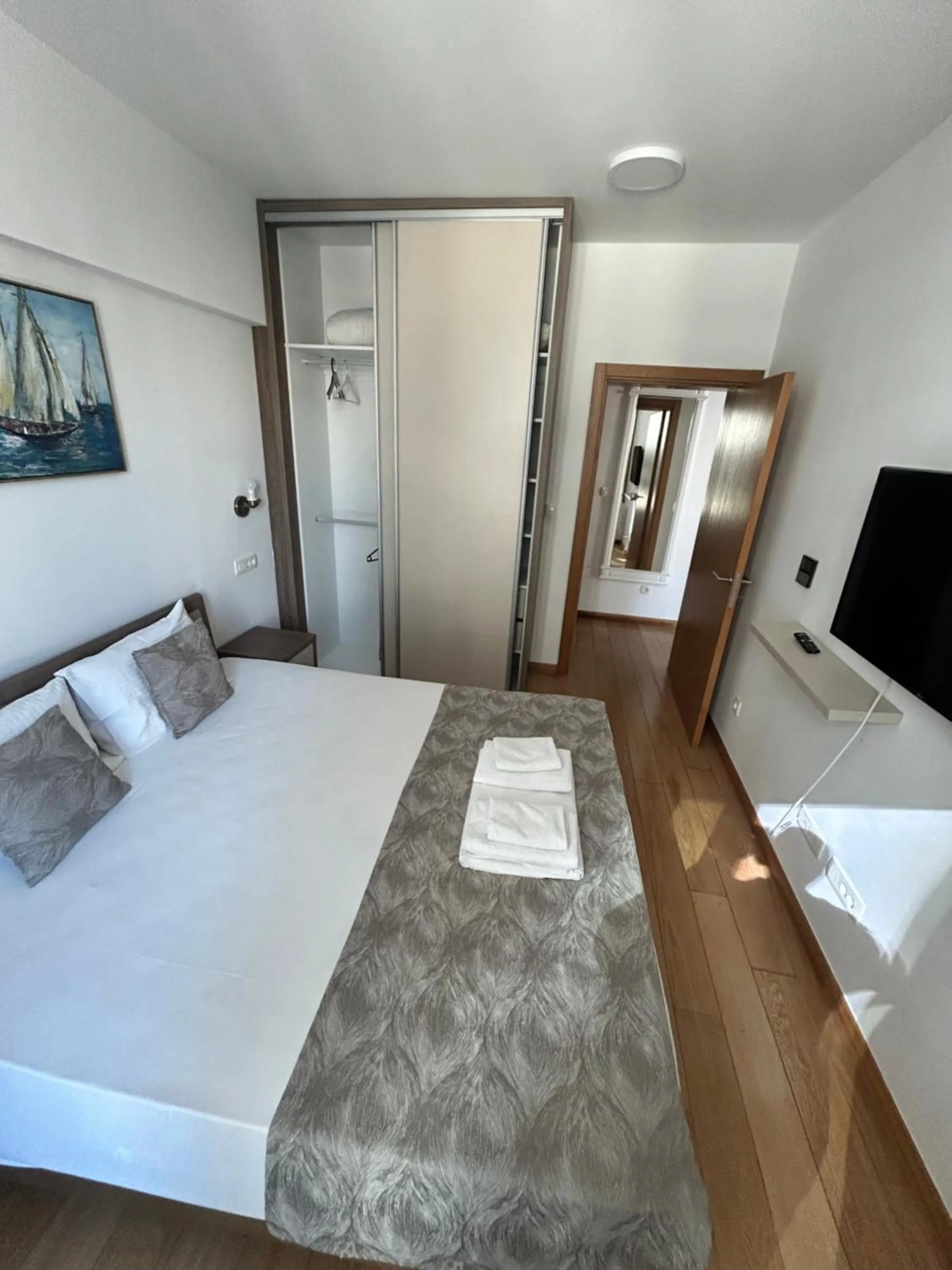 Bed in Apartments Krug