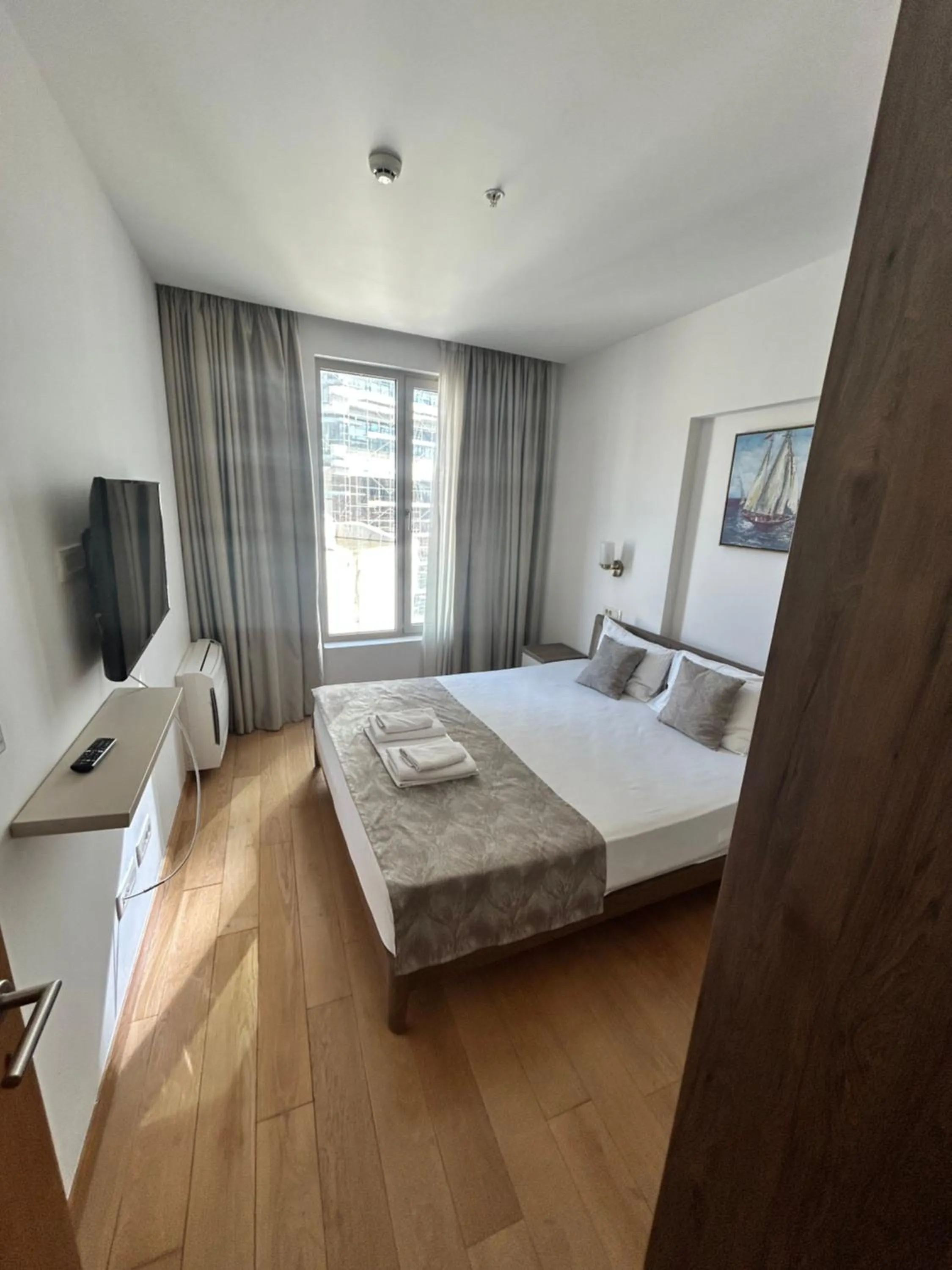 Bed in Apartments Krug