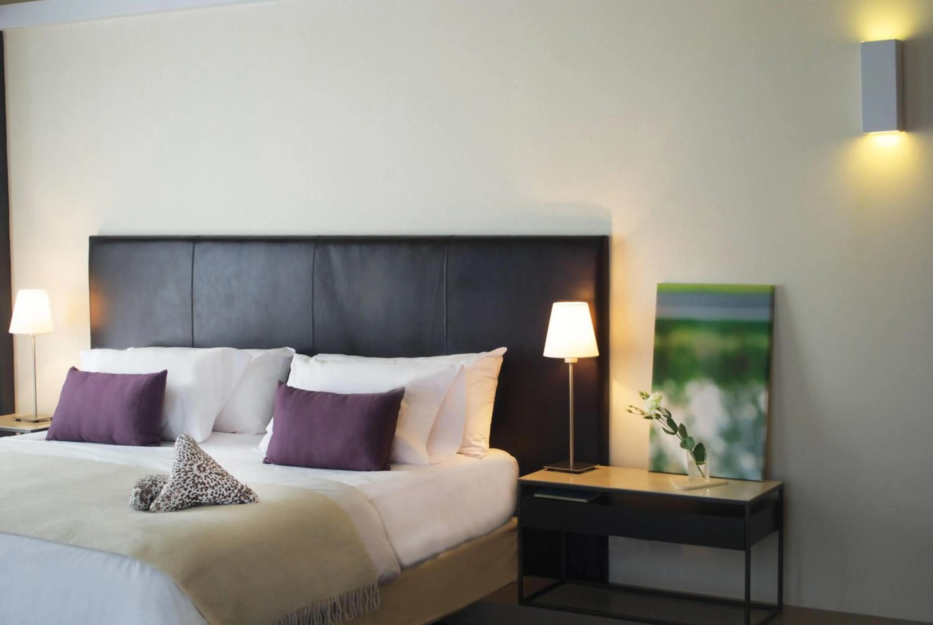 Photo of the whole room, Bed in Esplendor by Wyndham Mendoza