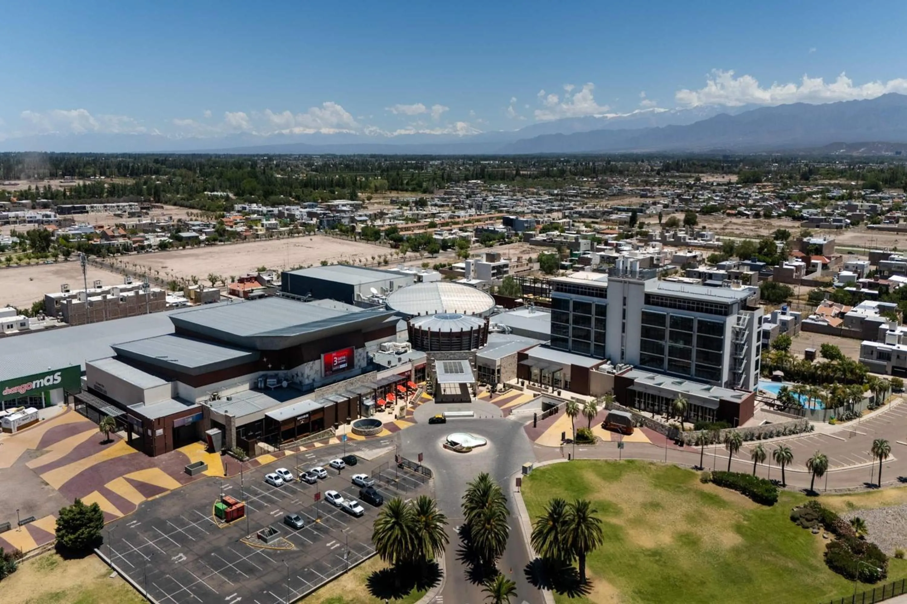 Property building in Esplendor by Wyndham Mendoza