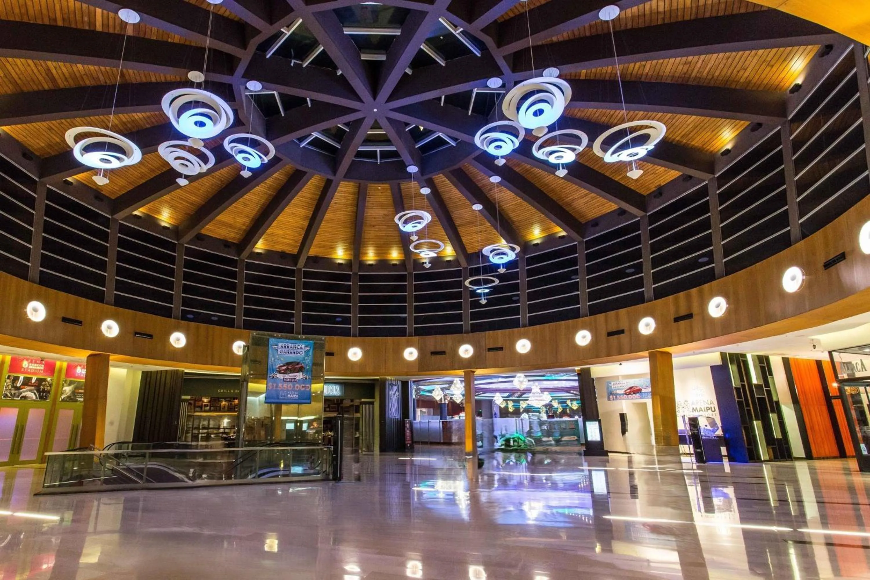 Lobby or reception in Esplendor by Wyndham Mendoza