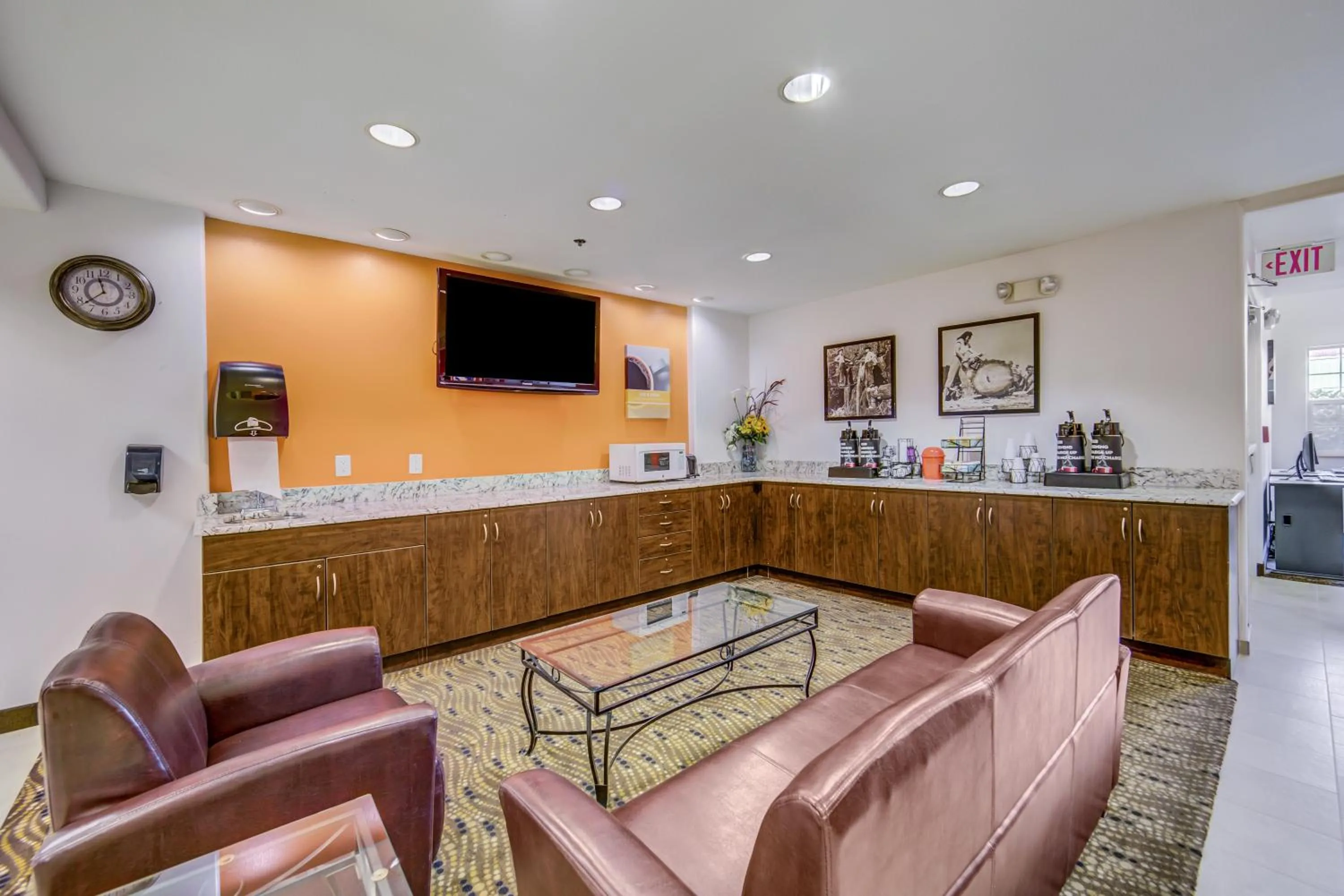 Restaurant/places to eat in Motel 6-Sutherlin, OR