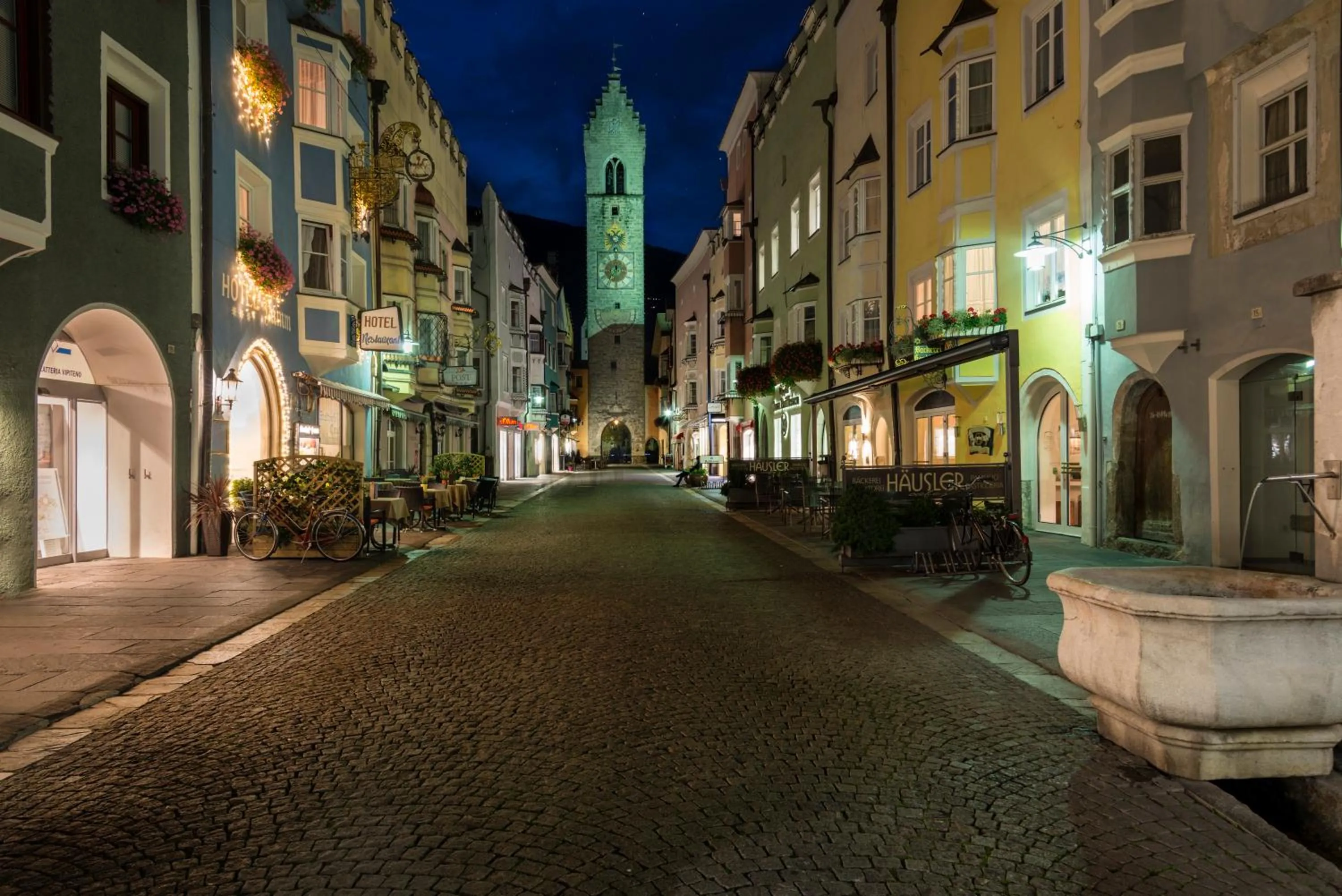 Facade/entrance in Posthotel Lamm