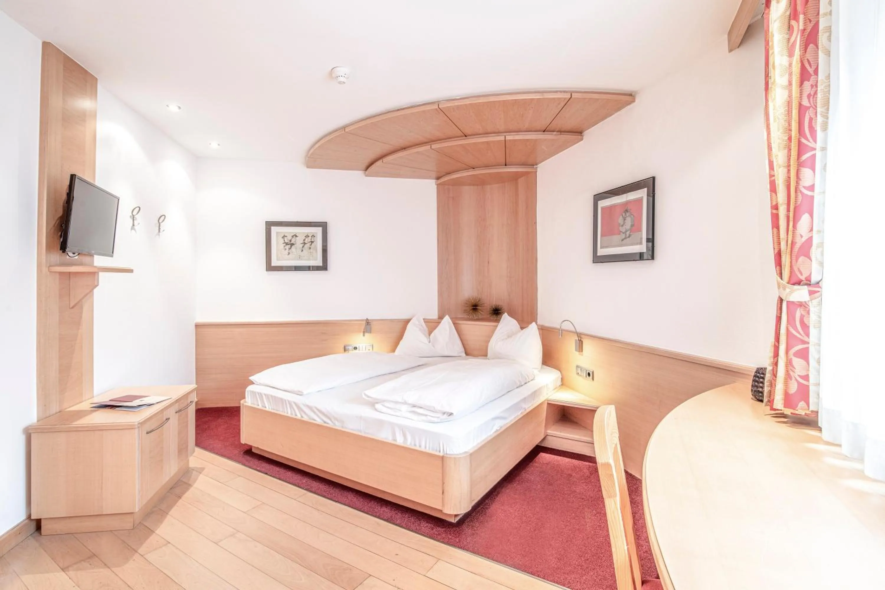 Bed in Posthotel Lamm