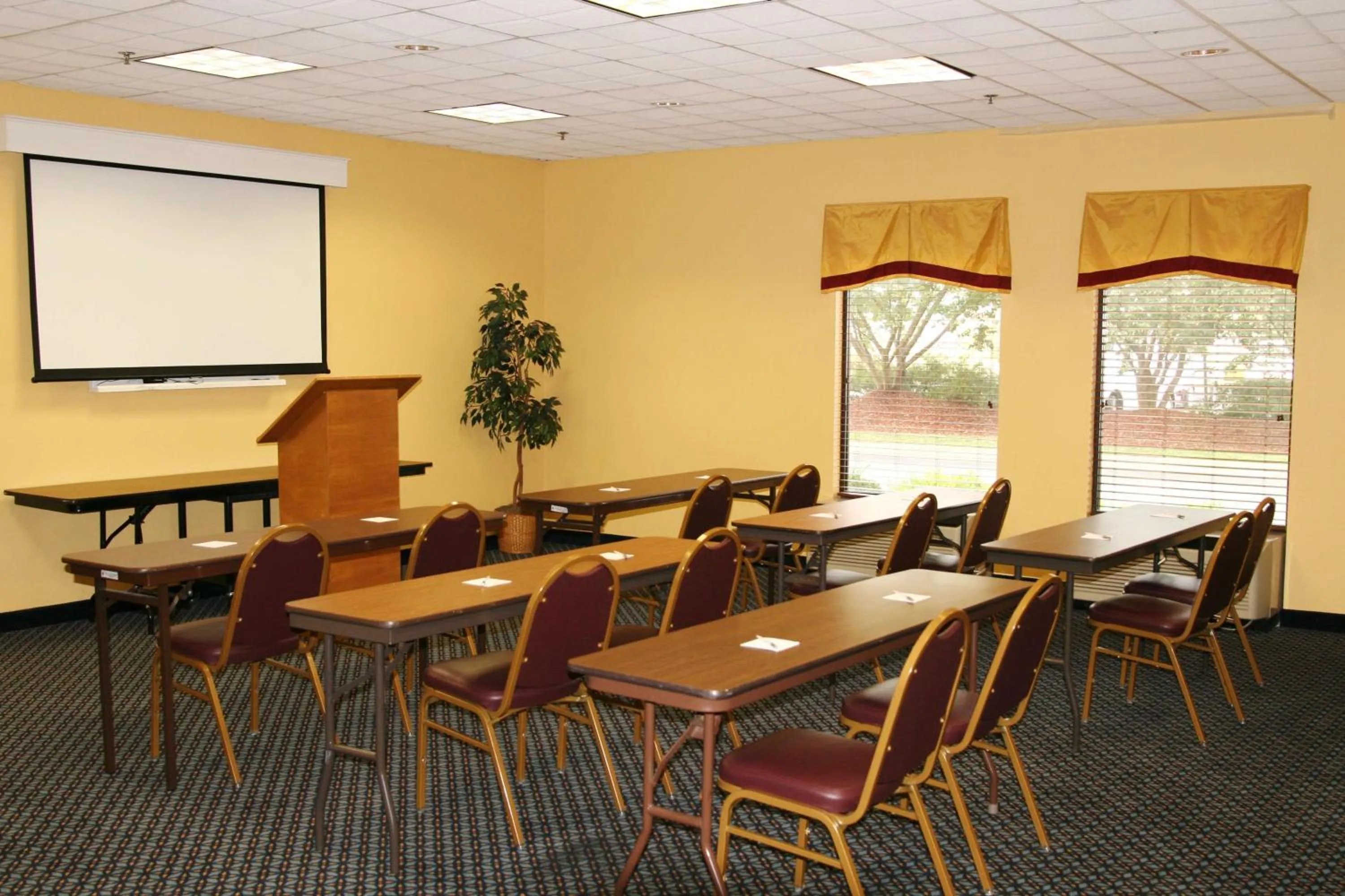 Meeting/conference room in Hampton Inn Clarksville