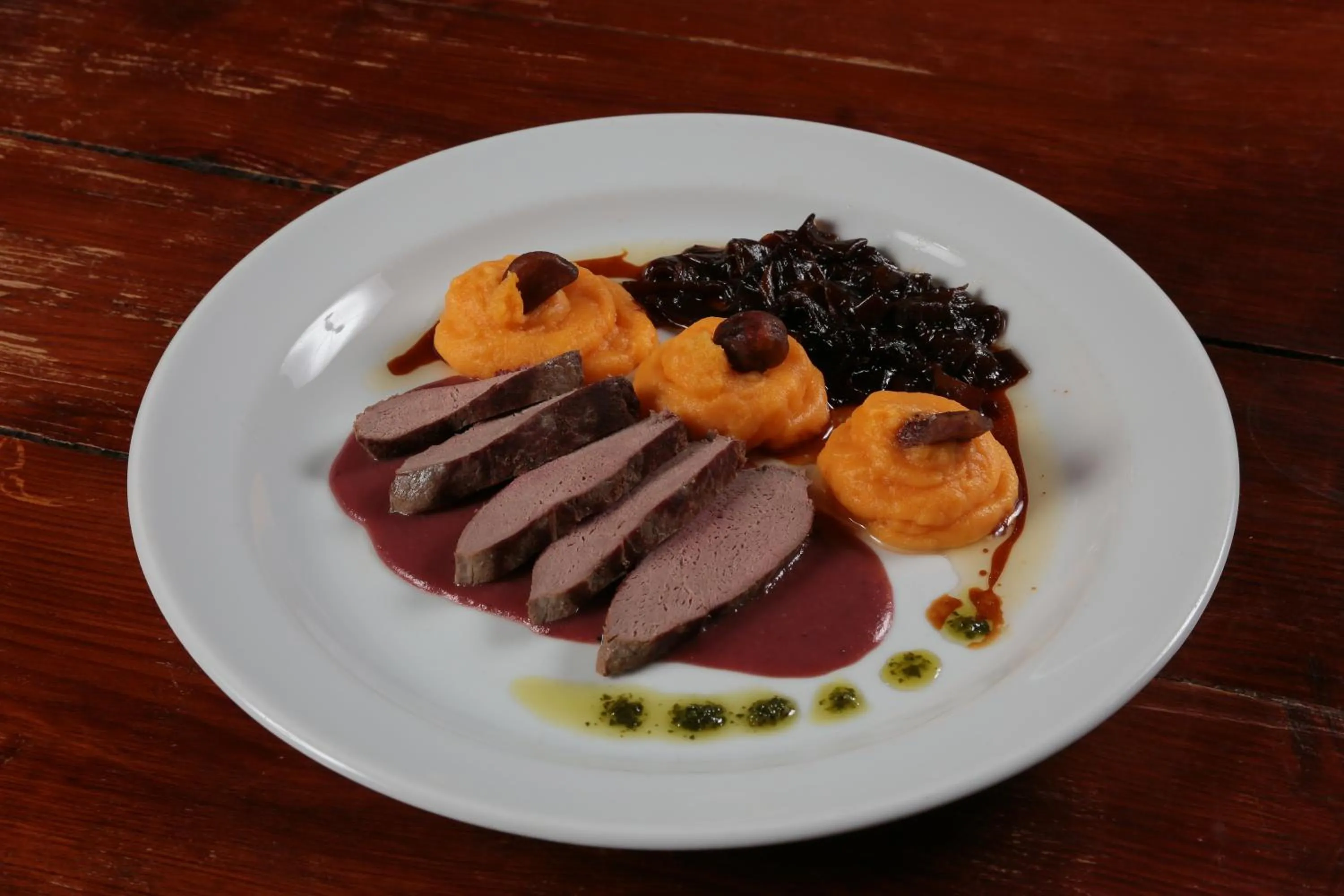 Restaurant/places to eat in Hotel Plesivec