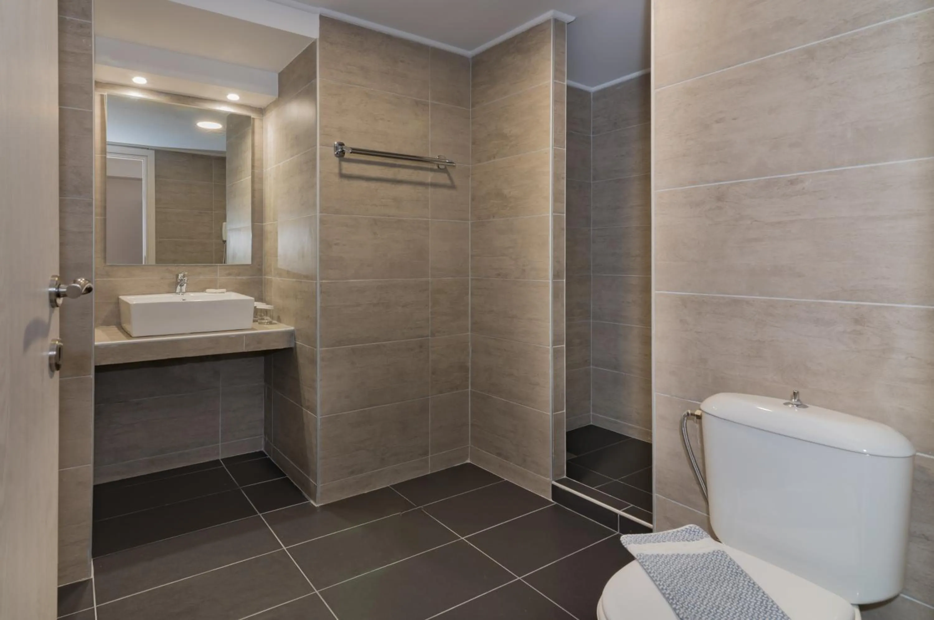 Bathroom in Hotel Varres