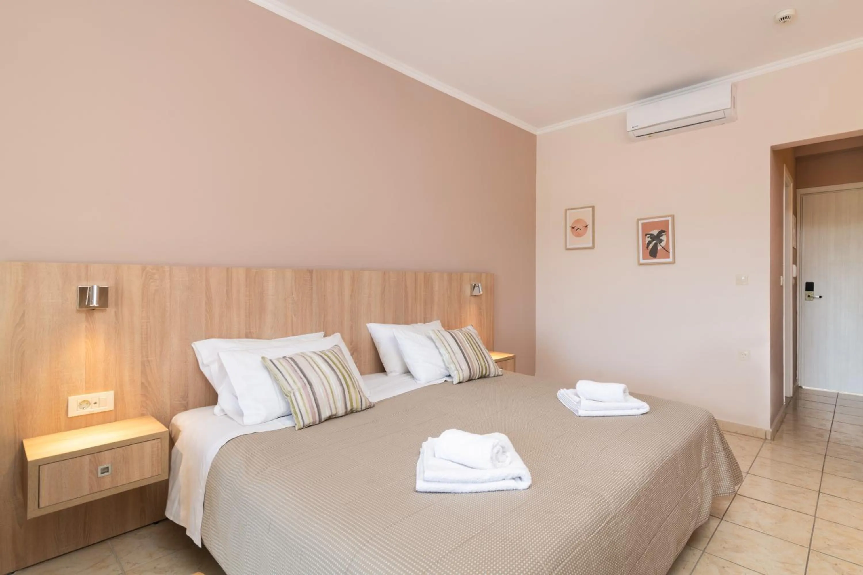 Bedroom, Bed in Hotel Varres