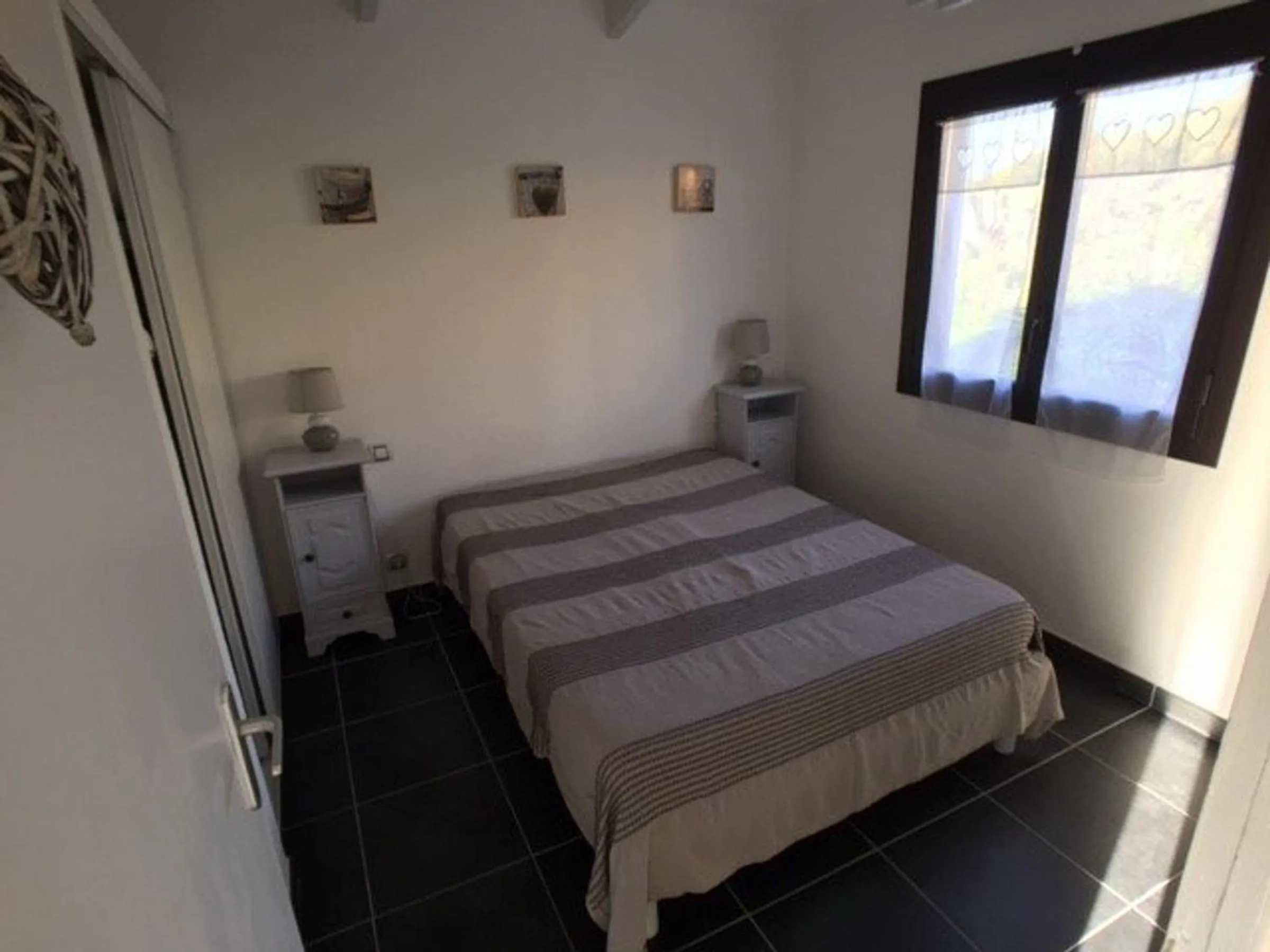 Bed in Villa T3 3/4 pers - Clim, WiFi, Parking - Port Leucate - FR-1-81-341