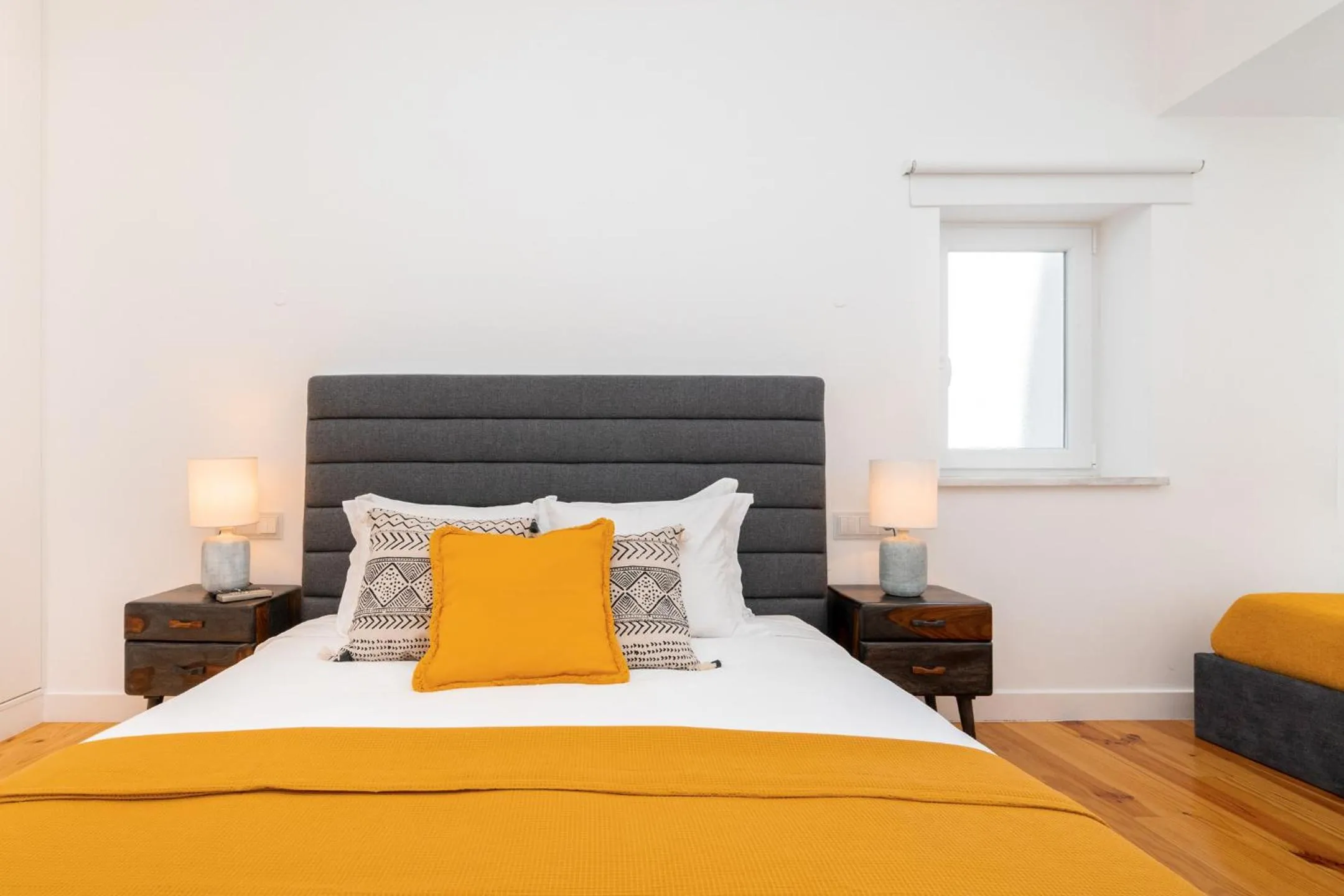 Bed in LXLUXHOME - Combro Luxury Apartment