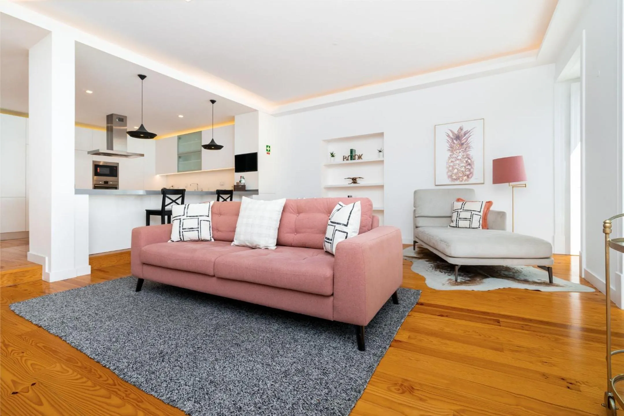 Living room in LXLUXHOME - Combro Luxury Apartment