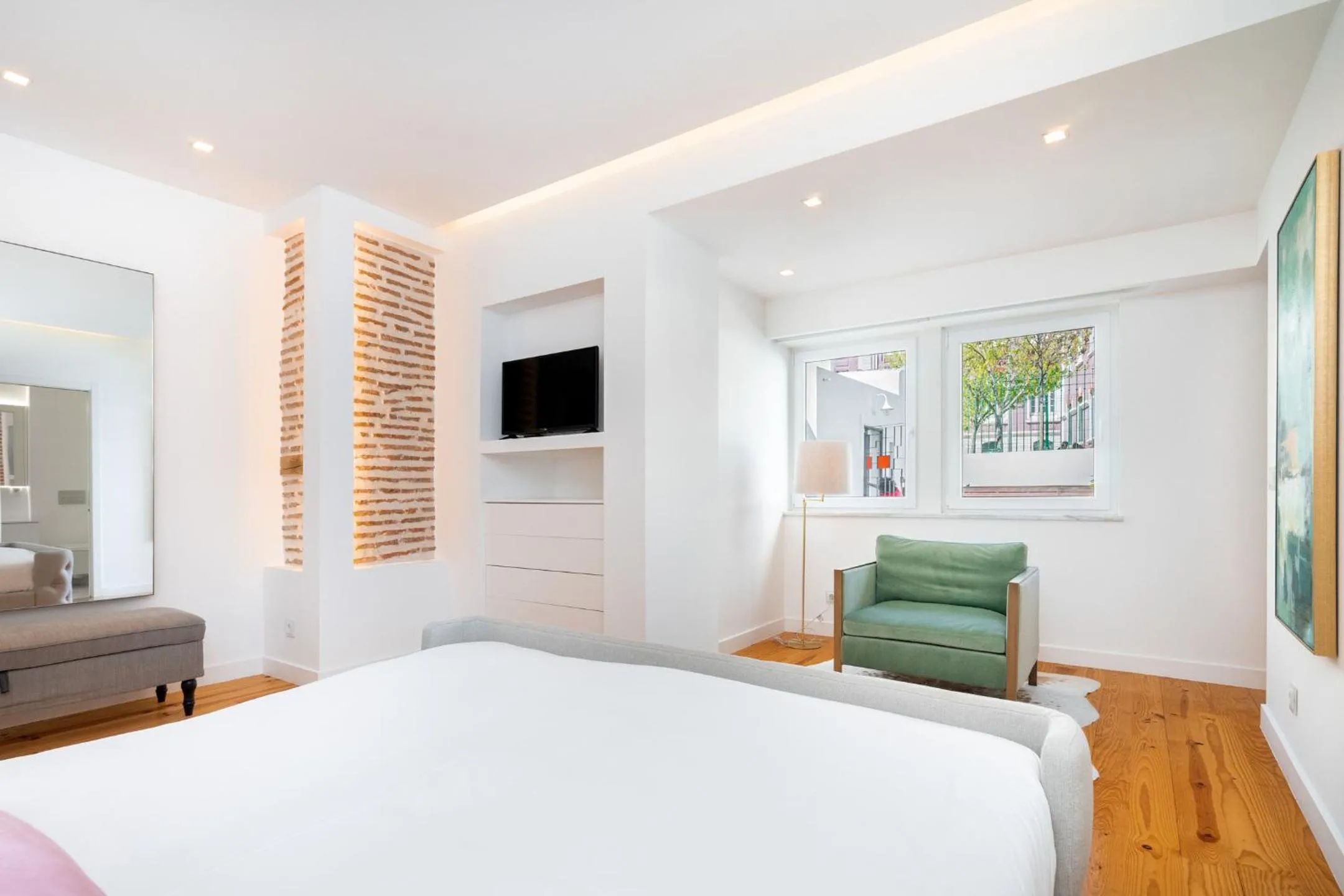 Bed in LXLUXHOME - Combro Luxury Apartment