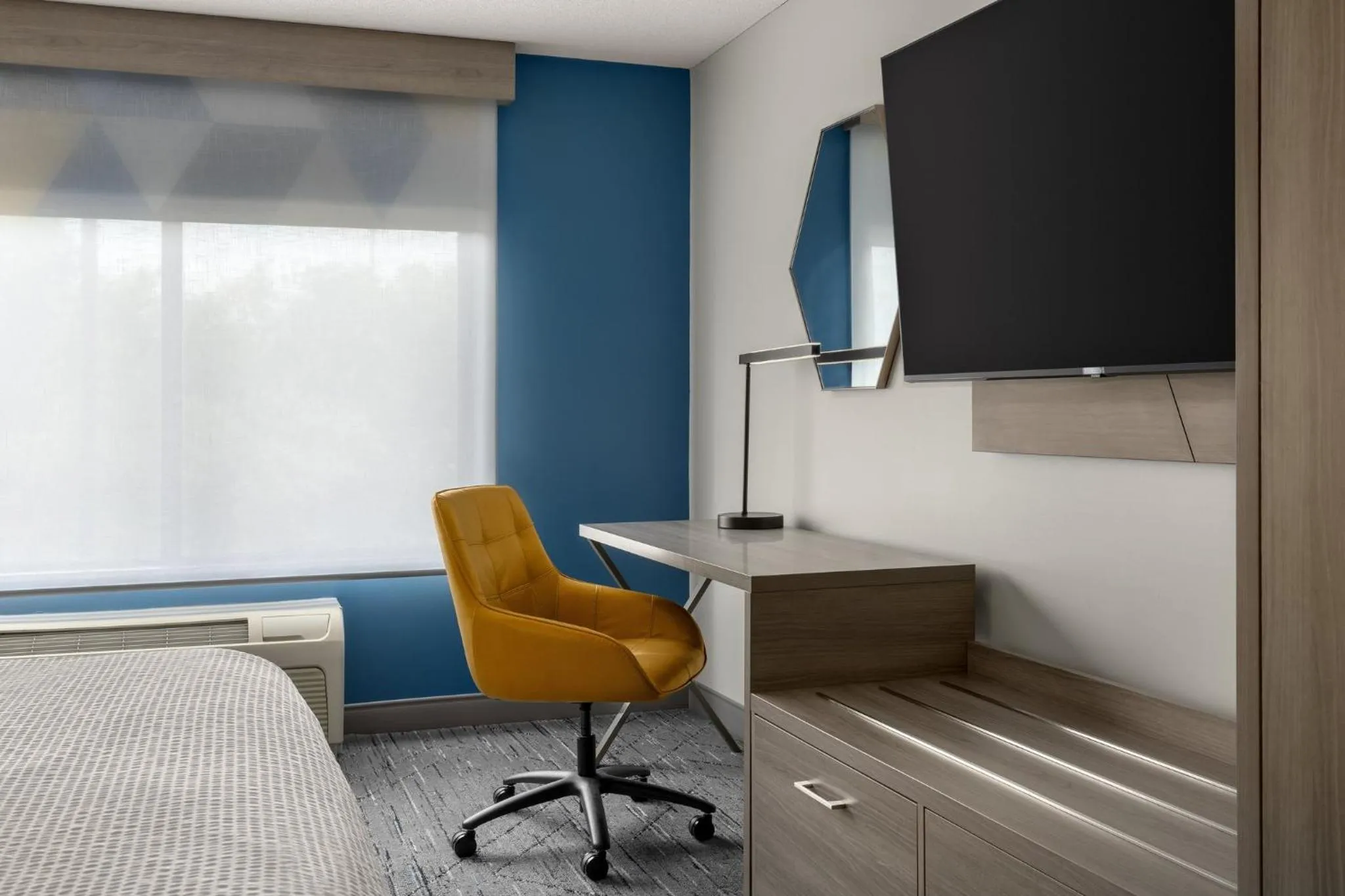 Photo of the whole room in Holiday Inn Express Hotel & Suites Brockville by IHG