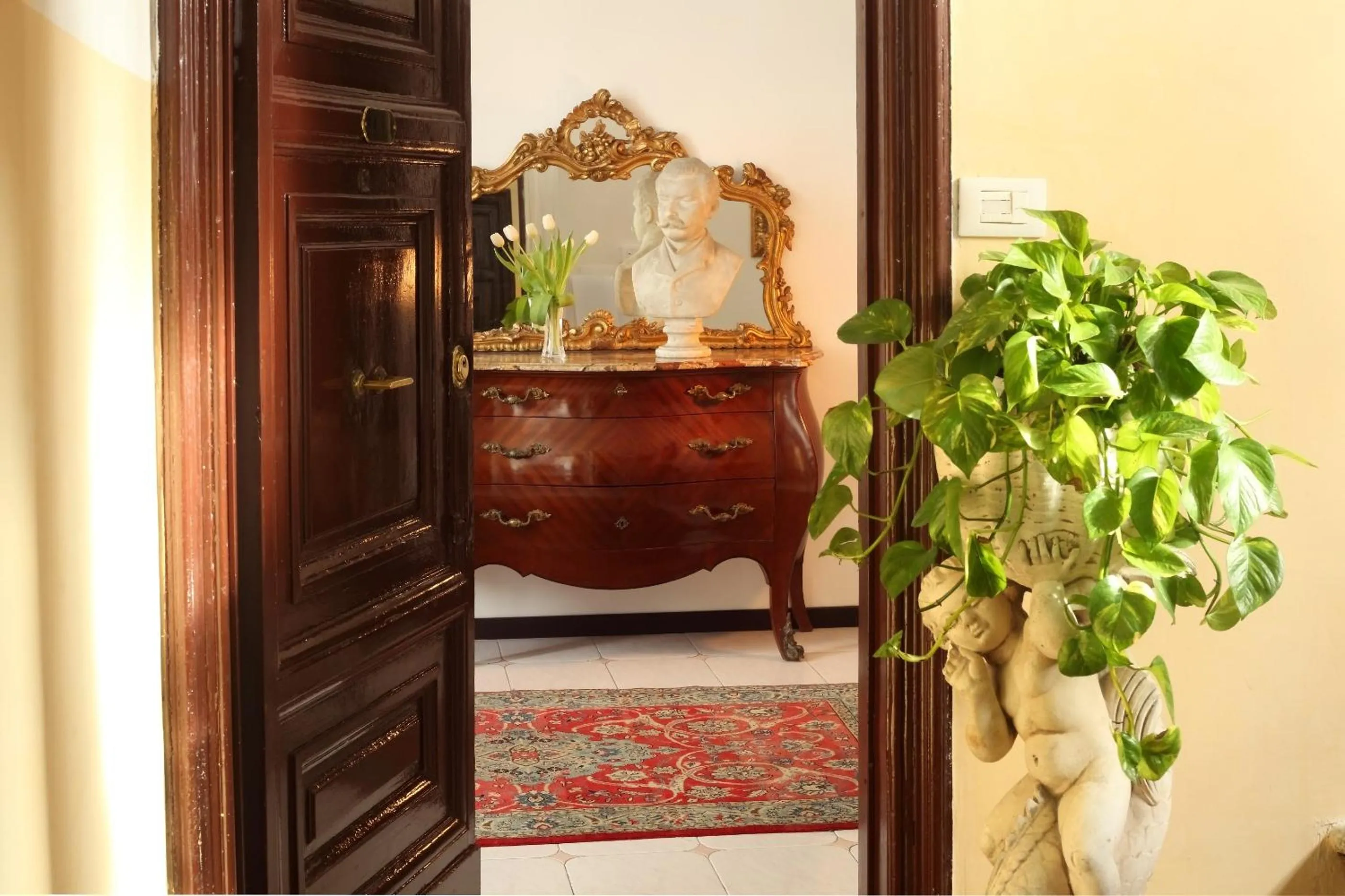 Property building in Roma Central Guest House