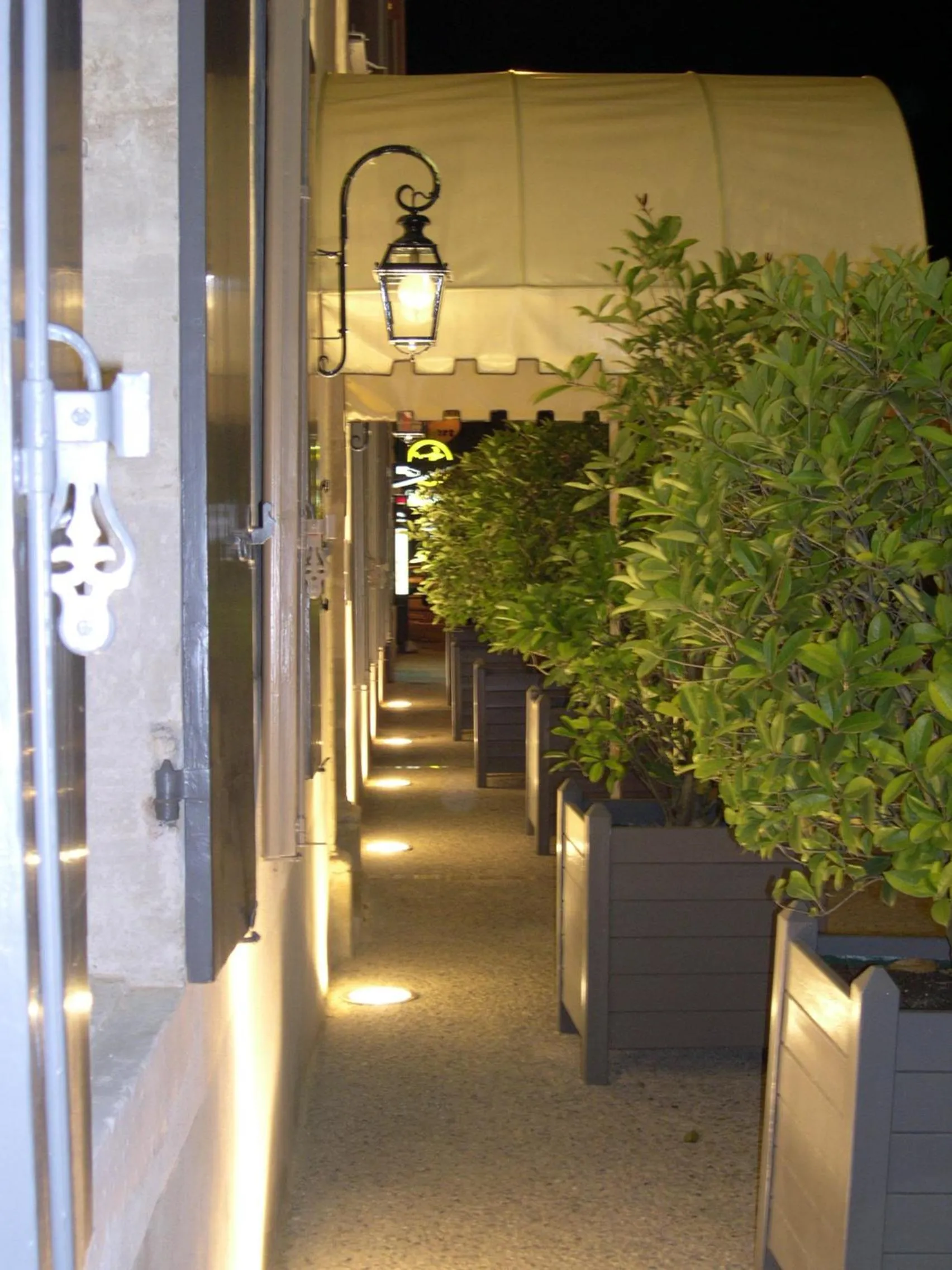 Property building in Logis Hôtel - Restaurant Maison Claude Darroze