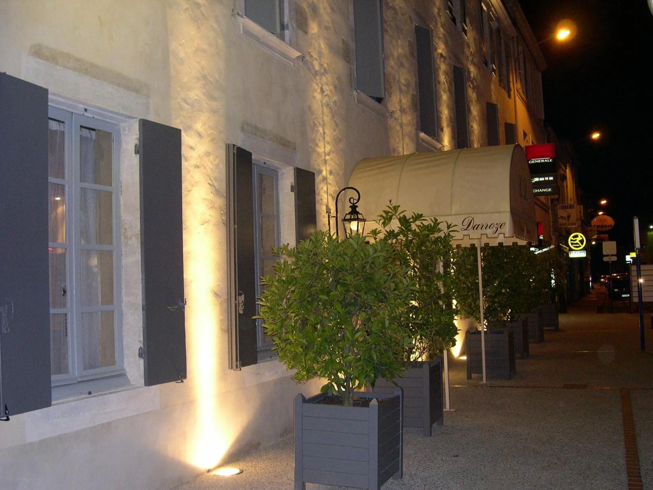 Property building in Logis Hôtel - Restaurant Maison Claude Darroze