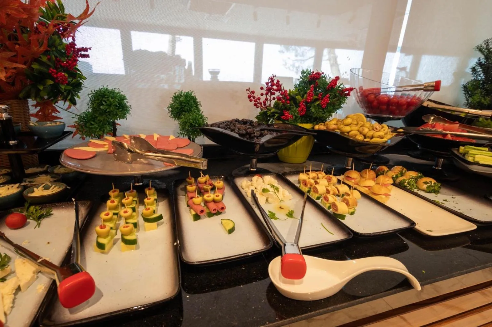 Buffet breakfast in Vira Otel Suites