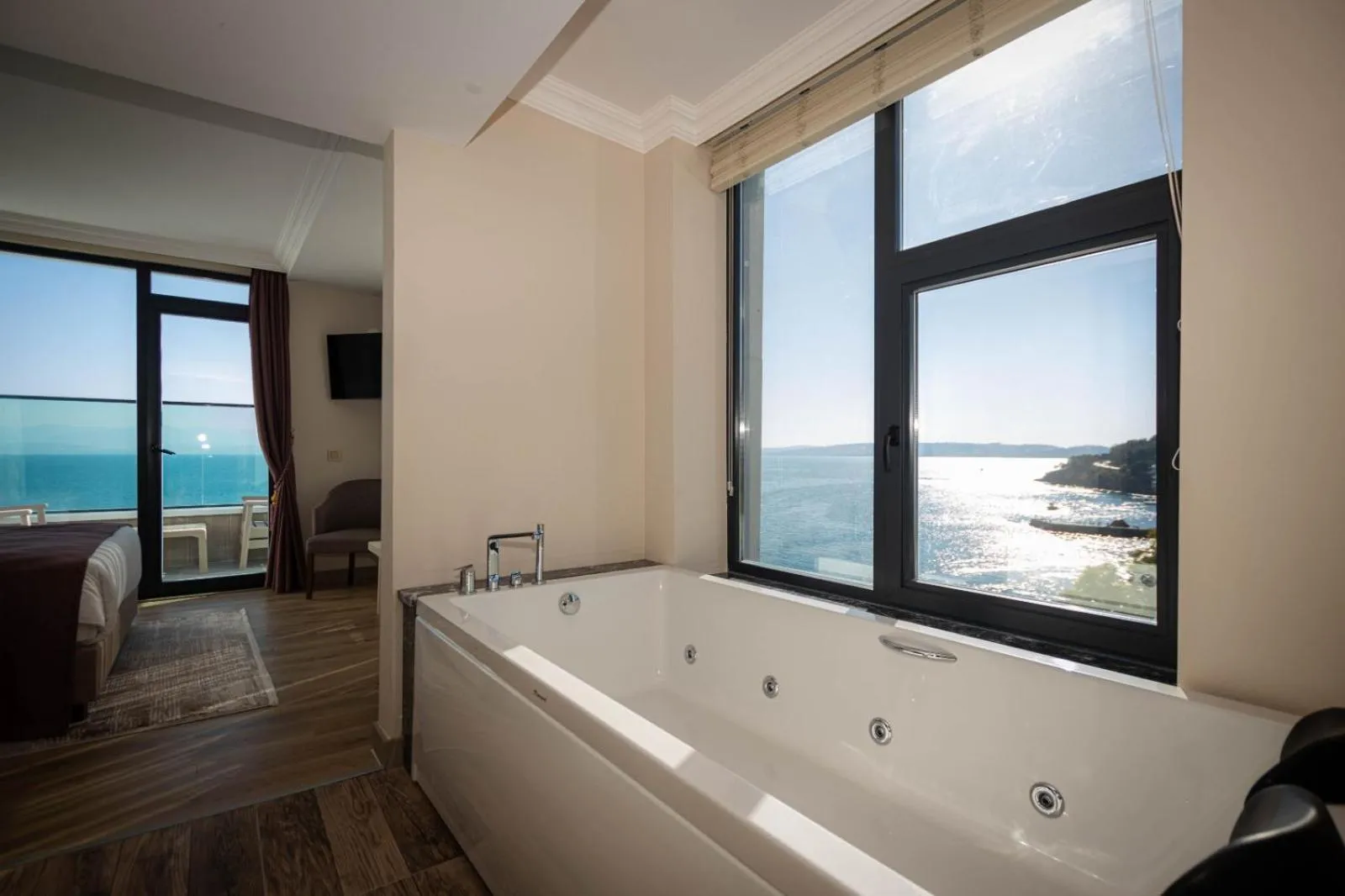 Bathroom in Vira Otel Suites