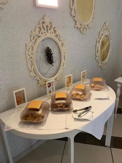 Breakfast in Hotel La Perla