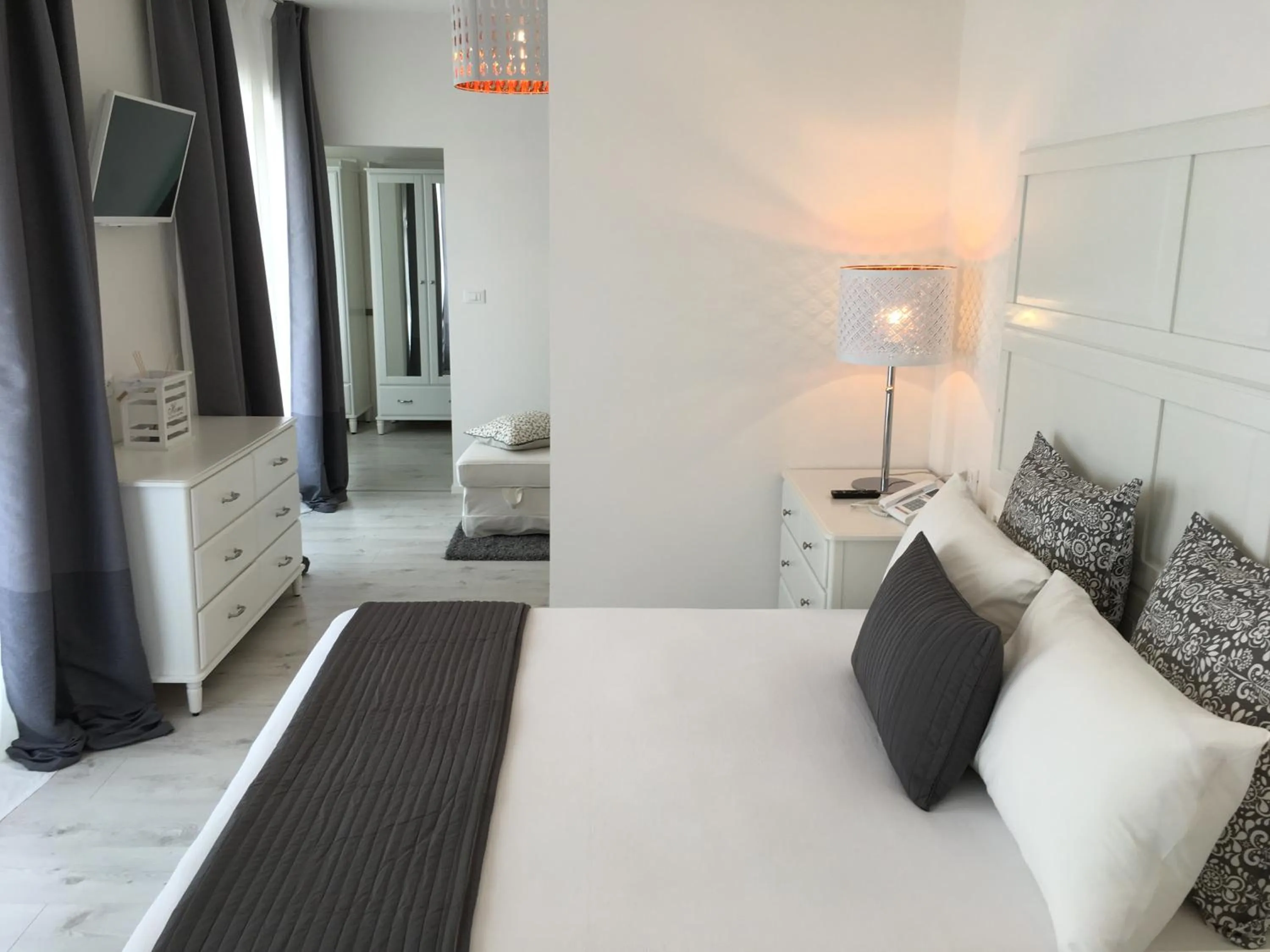 Bed in Hotel La Perla