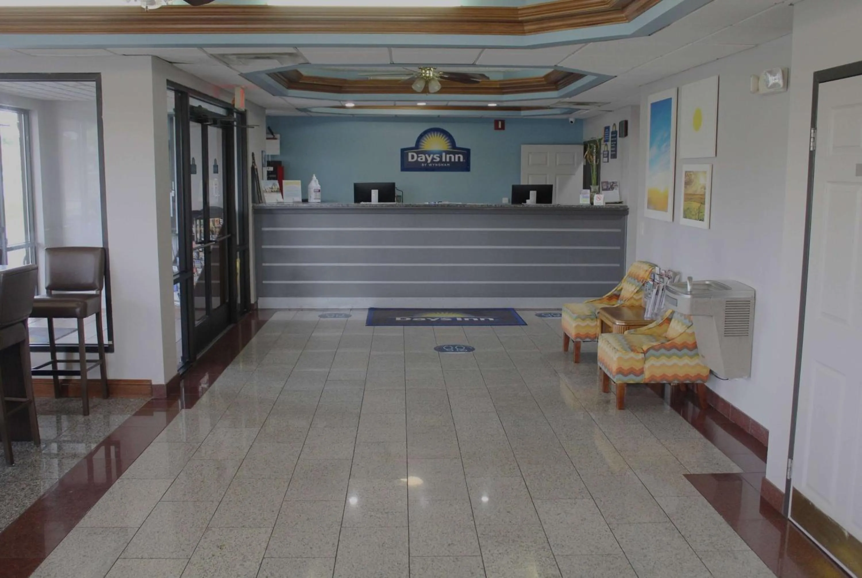 Lobby or reception in Days Inn by Wyndham Franklin
