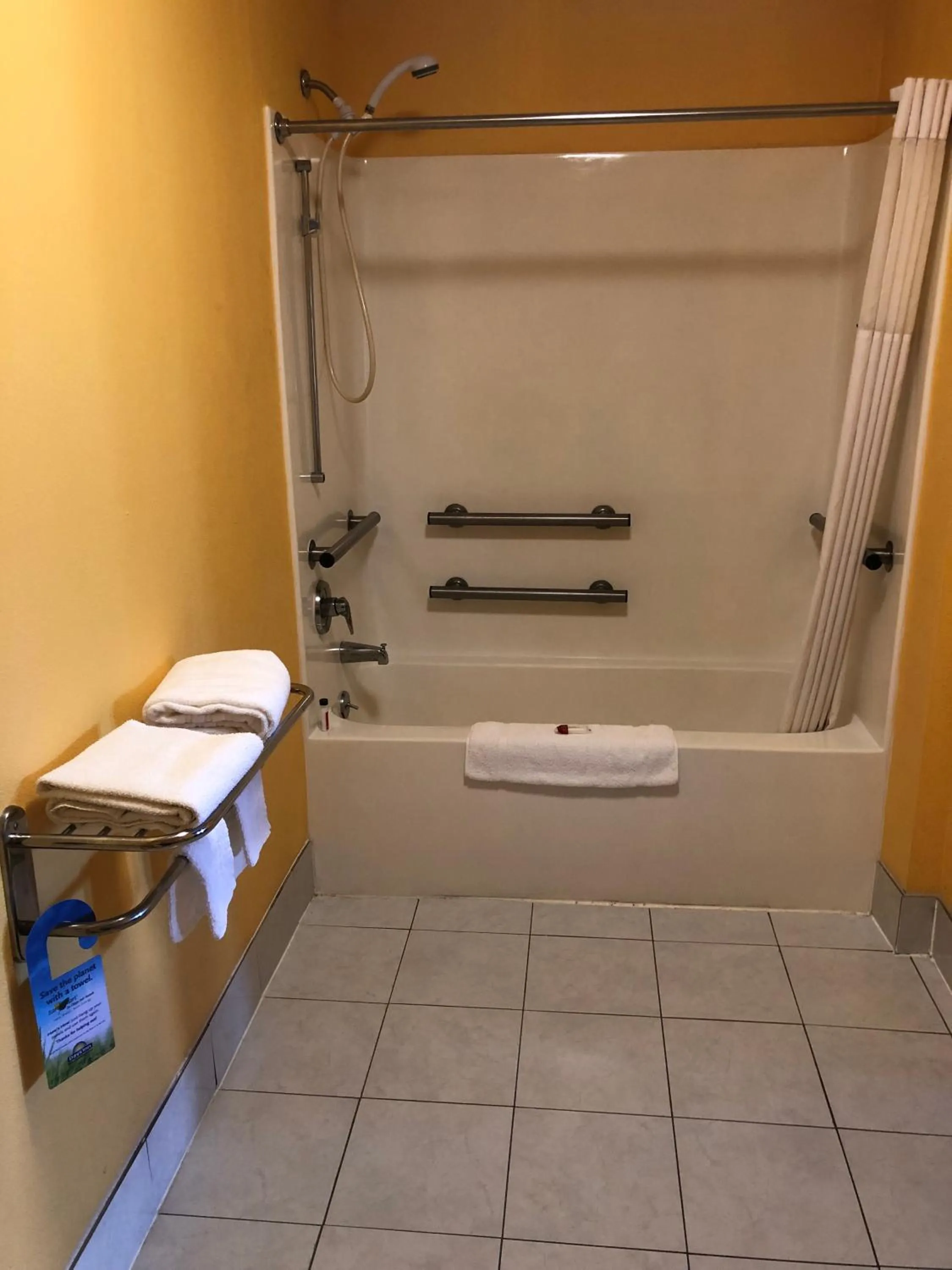 Days Inn by Wyndham Franklin