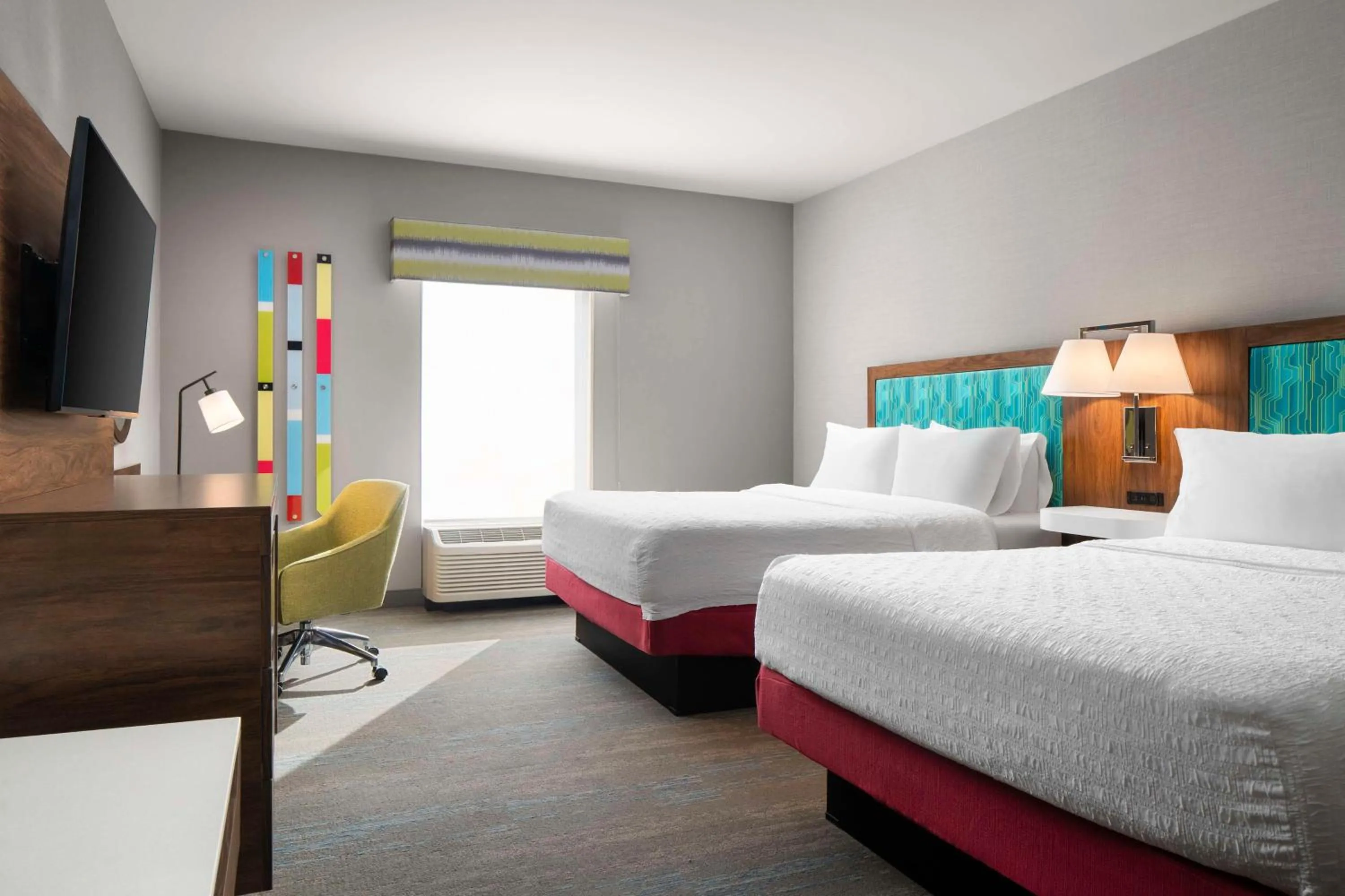 Bed in Hampton Inn Chicopee - Springfield