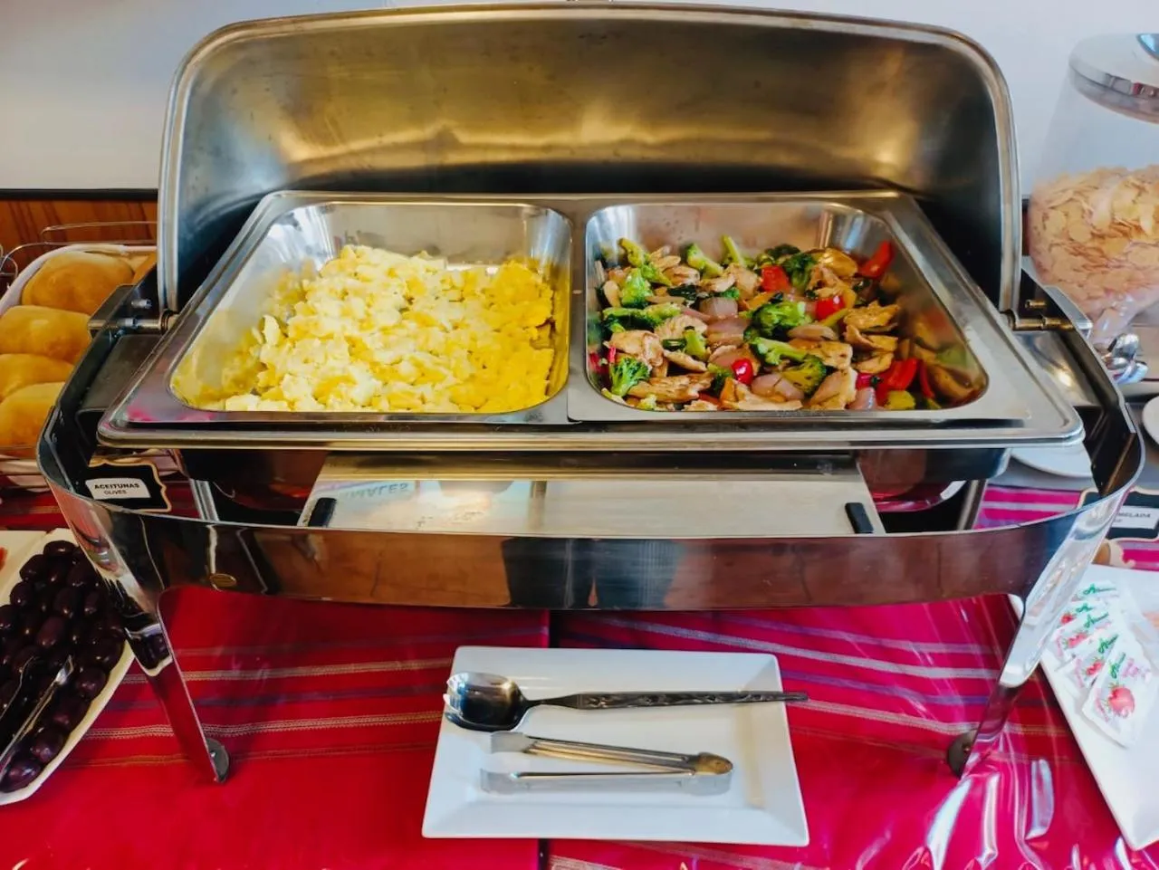 Buffet breakfast in Arequipa Inn