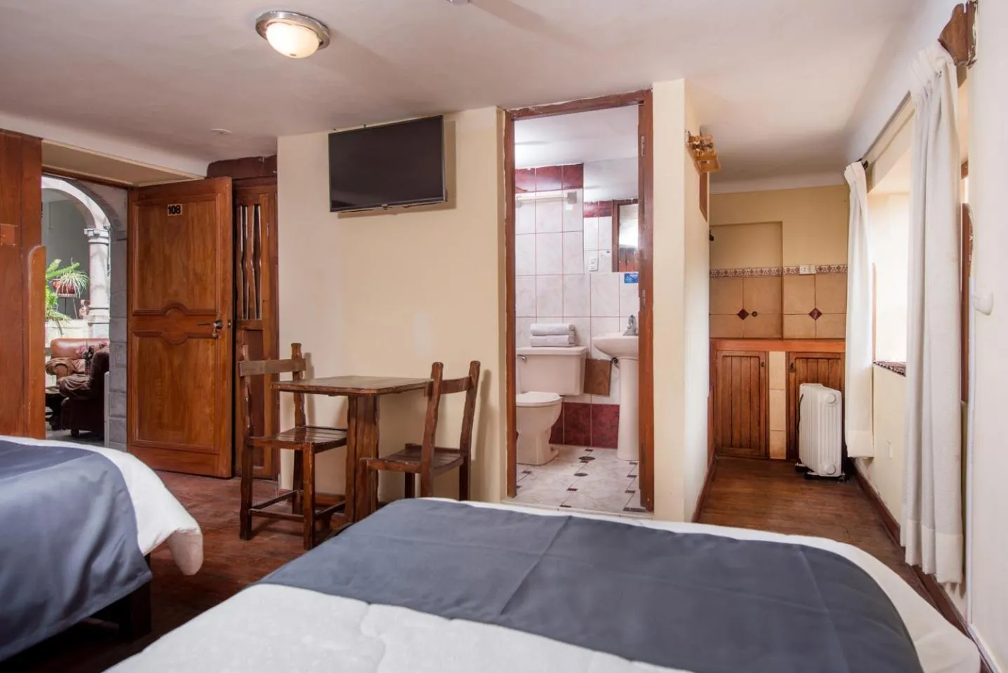 Photo of the whole room, Bed in Ayenda Casa Escondida San Cristóbal Premium