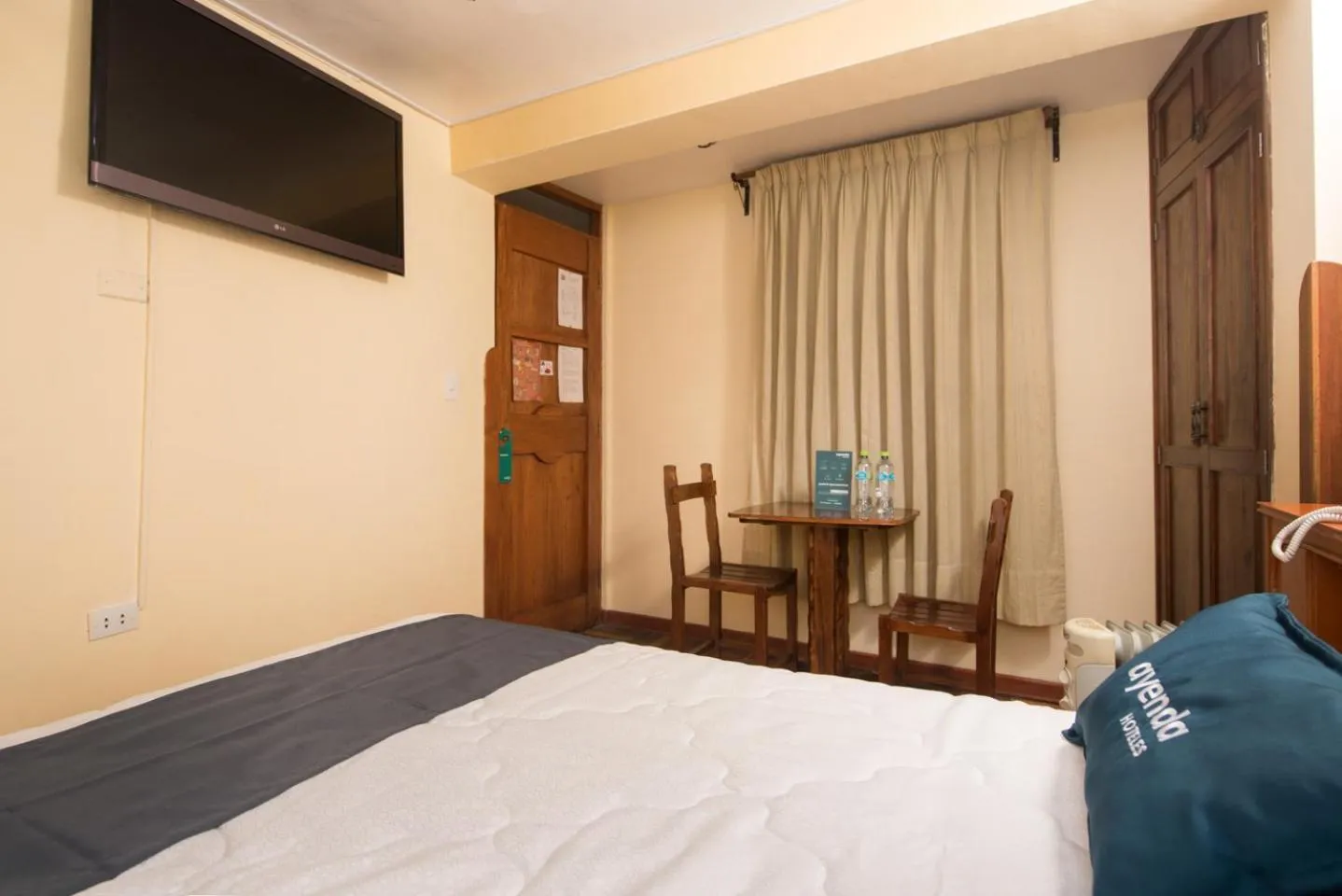 Photo of the whole room, Bed in Ayenda Casa Escondida San Cristóbal Premium