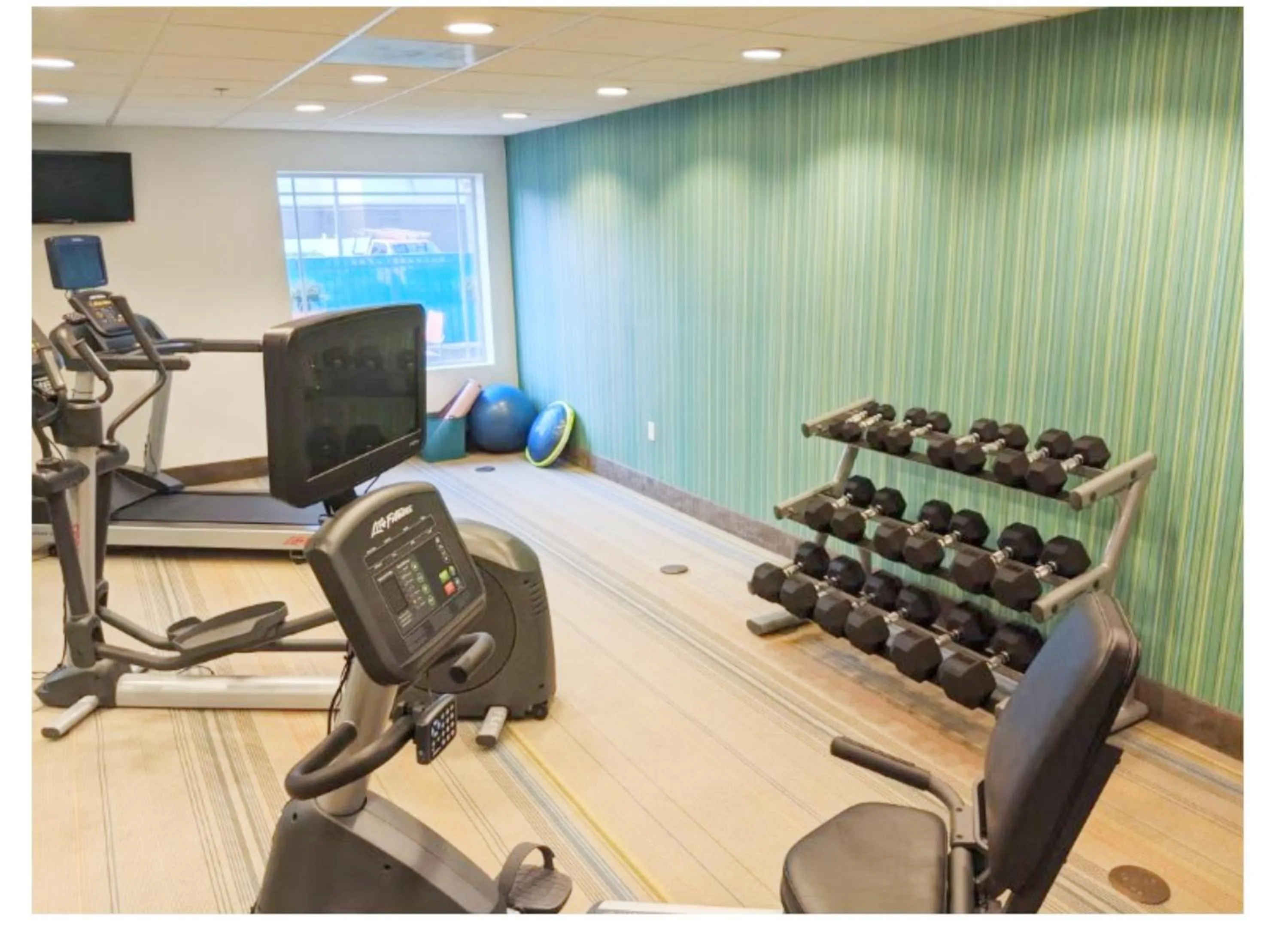 Fitness centre/facilities in Holiday Inn Express Venice by IHG