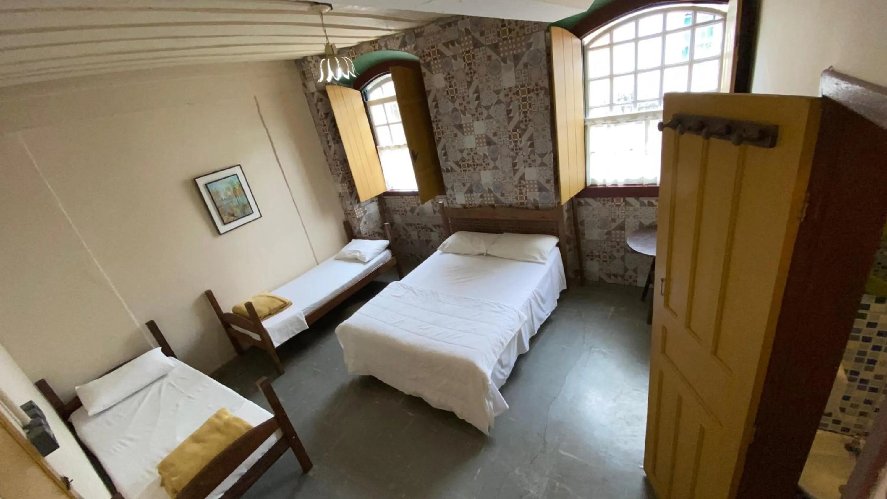 Quarto Quádruplo Família  in Brumas Ouro Preto Hostel e Pousada