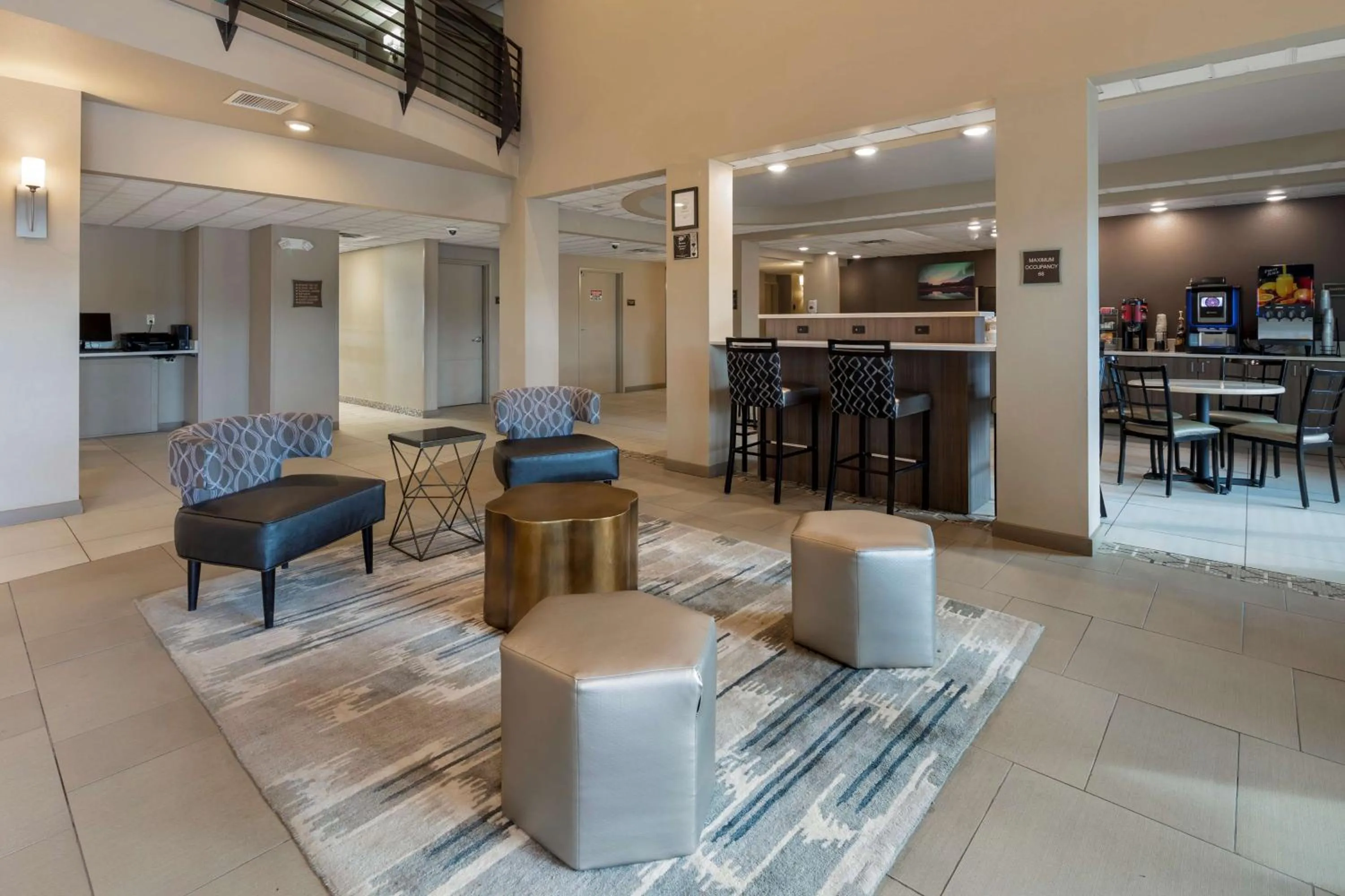 Lobby or reception in Best Western Plus Chena River Lodge