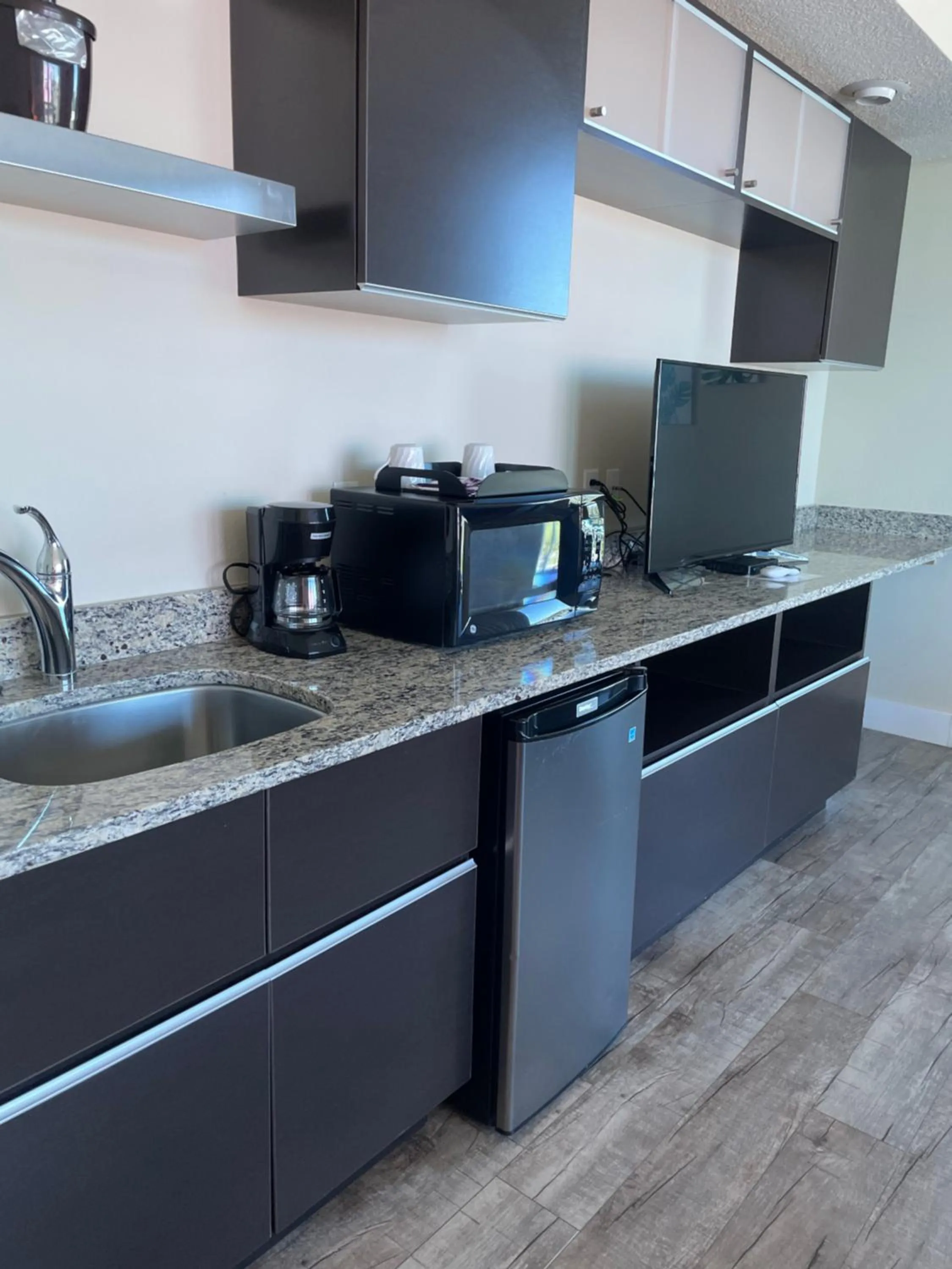 Coffee/tea facilities in South Beach Biloxi Hotel & Suites