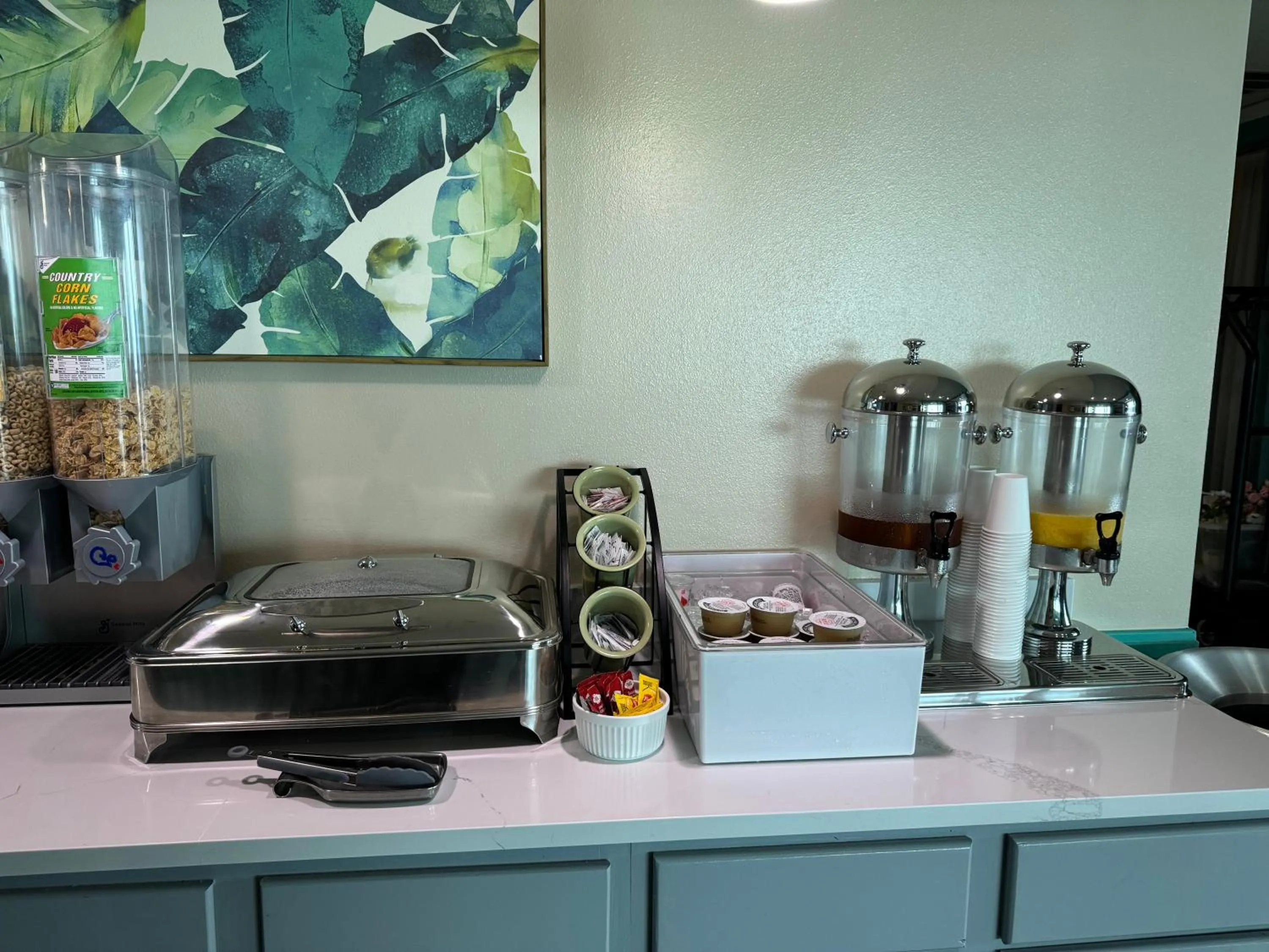 Coffee/tea facilities in South Beach Biloxi Hotel & Suites