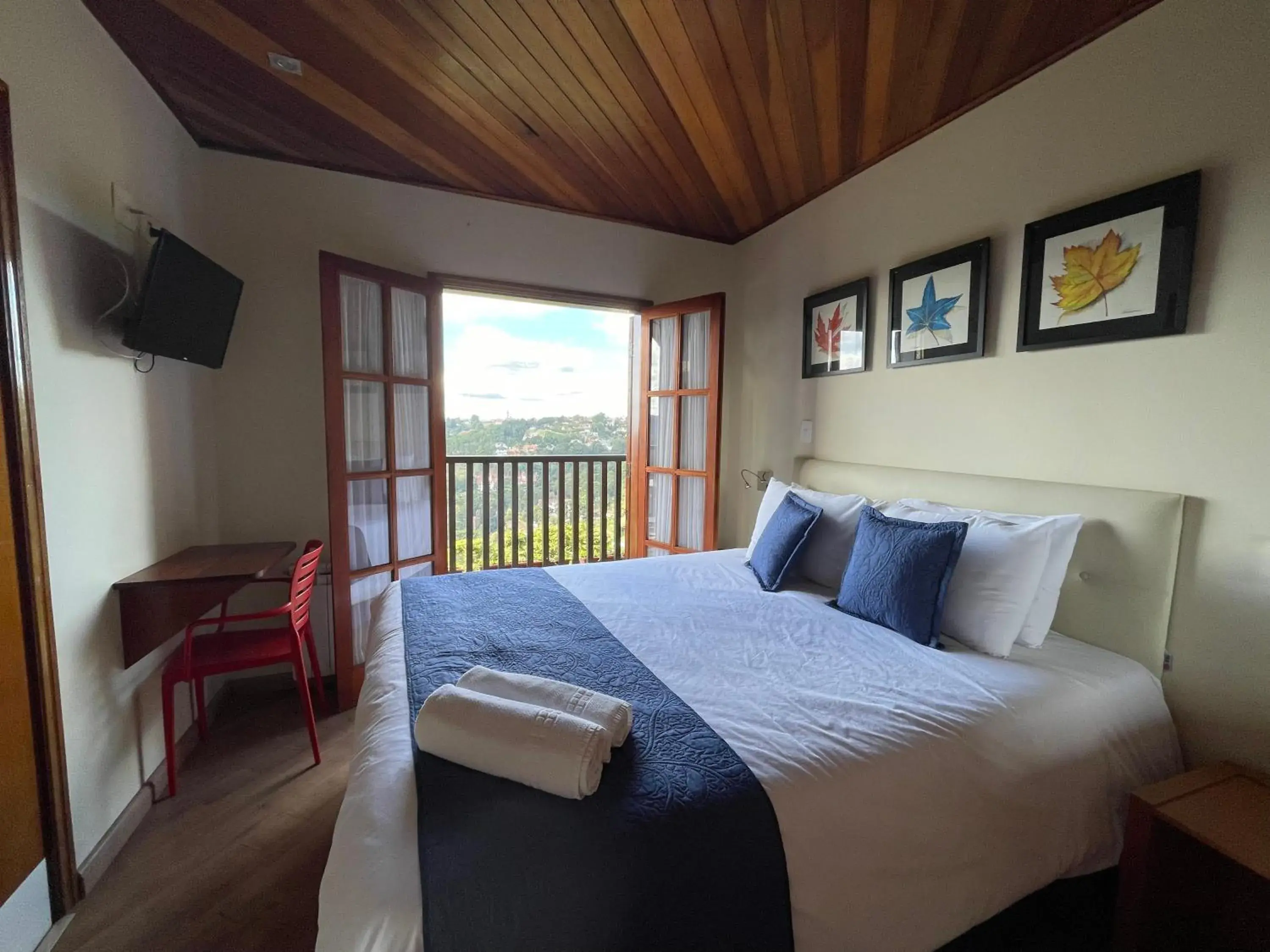 Suite with Hot Tub in Summit Suítes Hotel Campos do Jordão Suite with Hot Tub in Summit Suítes Hotel Campos do Jordão