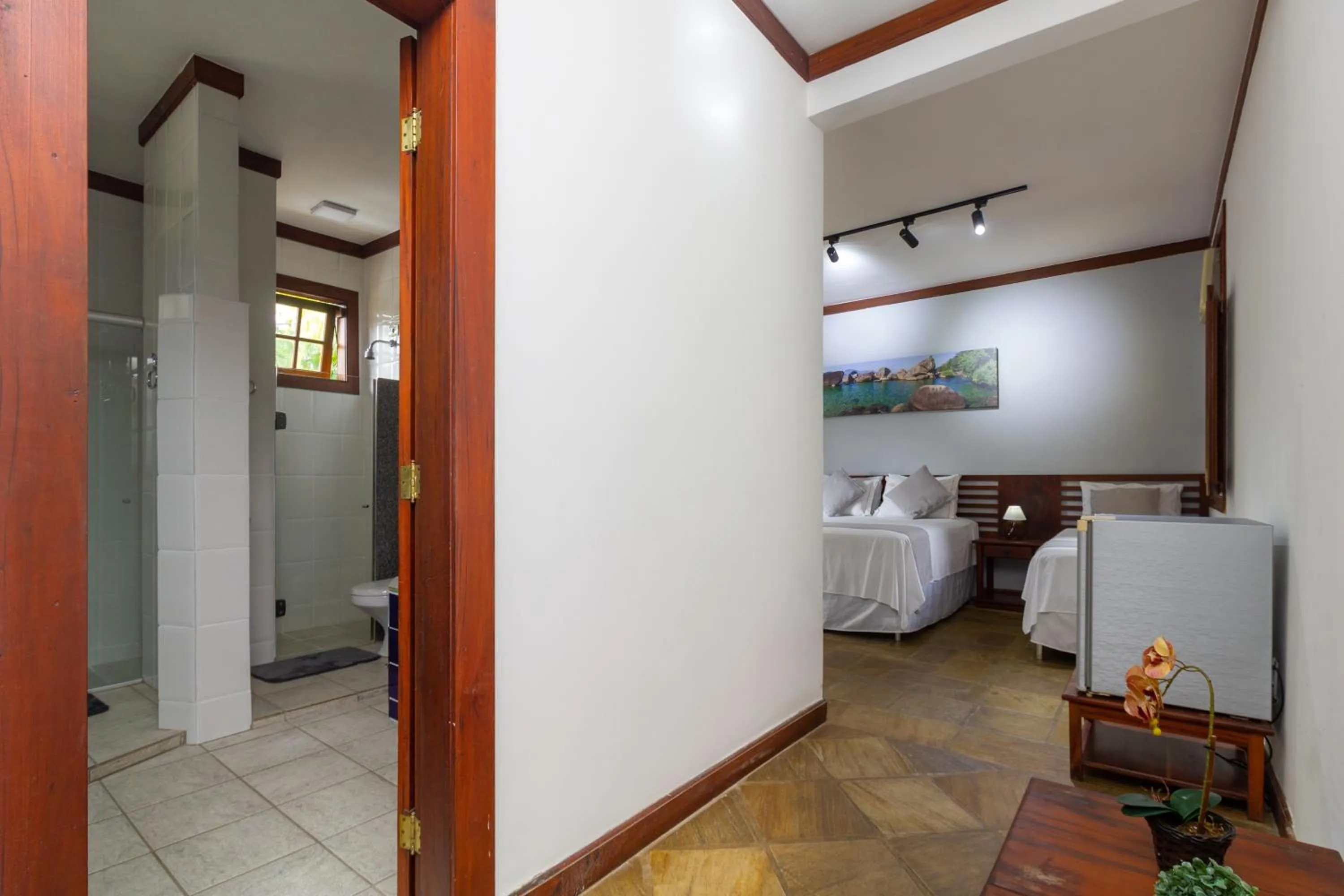 Toilet, Bed in Pousada Cicerone - Portal das Artes - Com Gerador de Energia