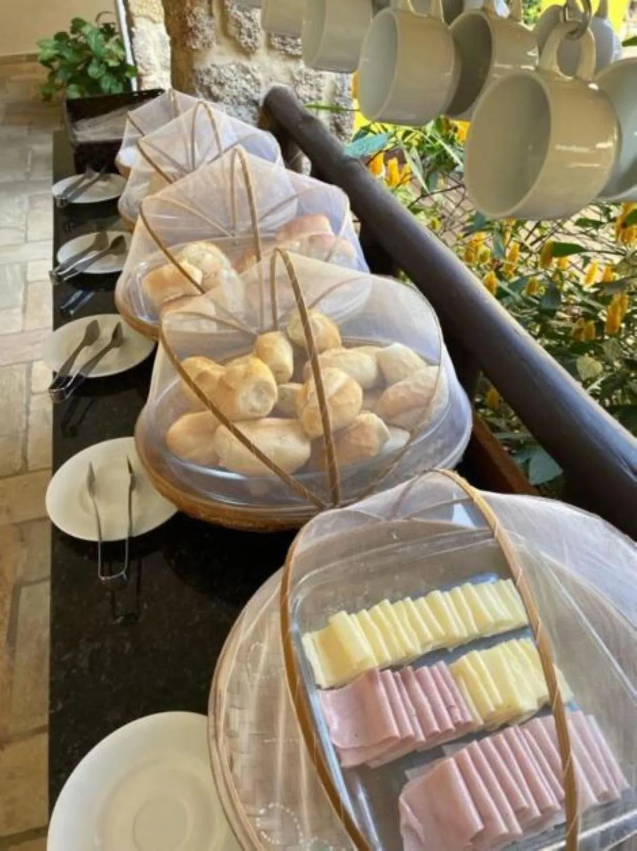 Breakfast in Pousada Cicerone - Portal das Artes - Com Gerador de Energia