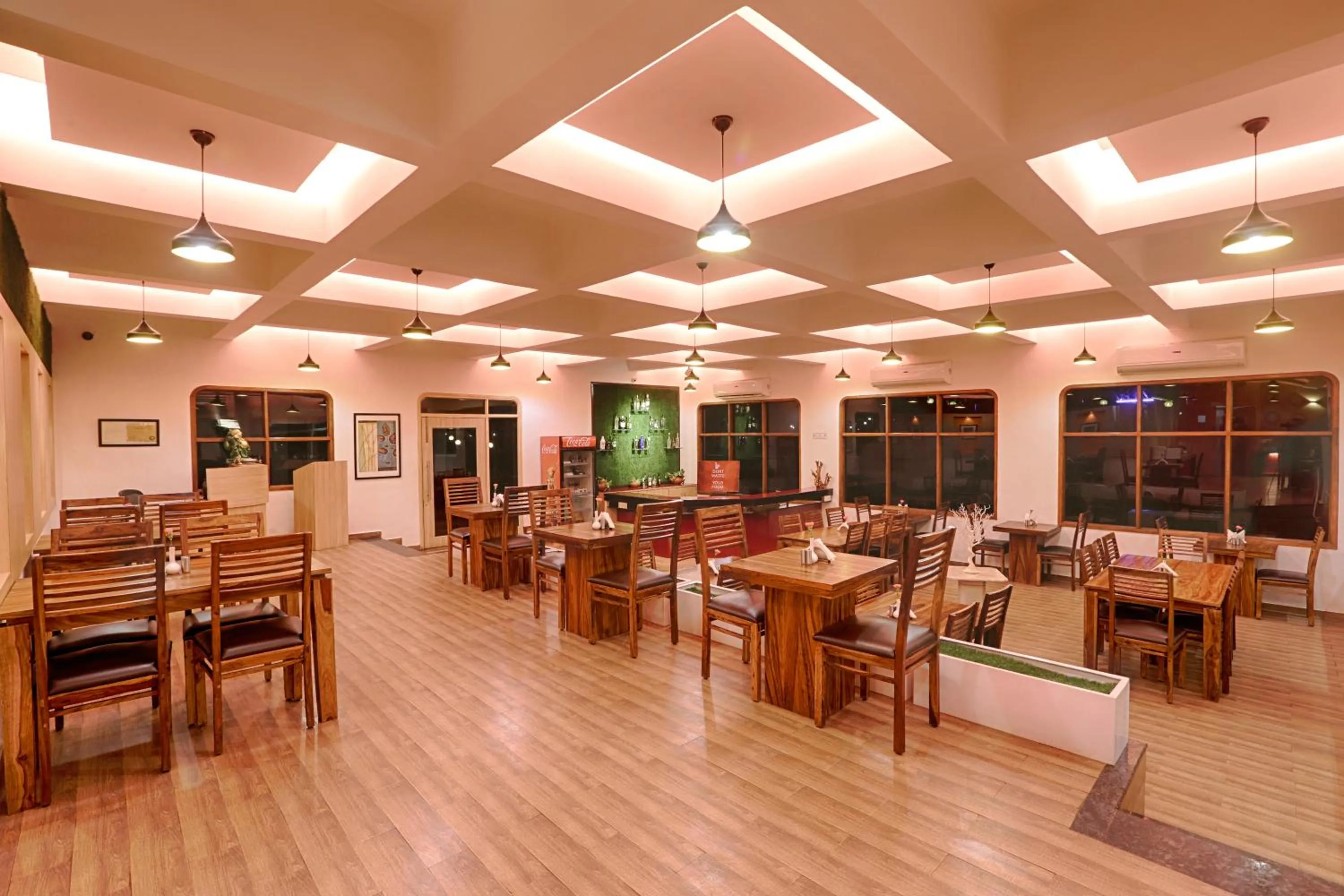 Restaurant/places to eat in The Byke Old Anchor Beach Resort & Spa