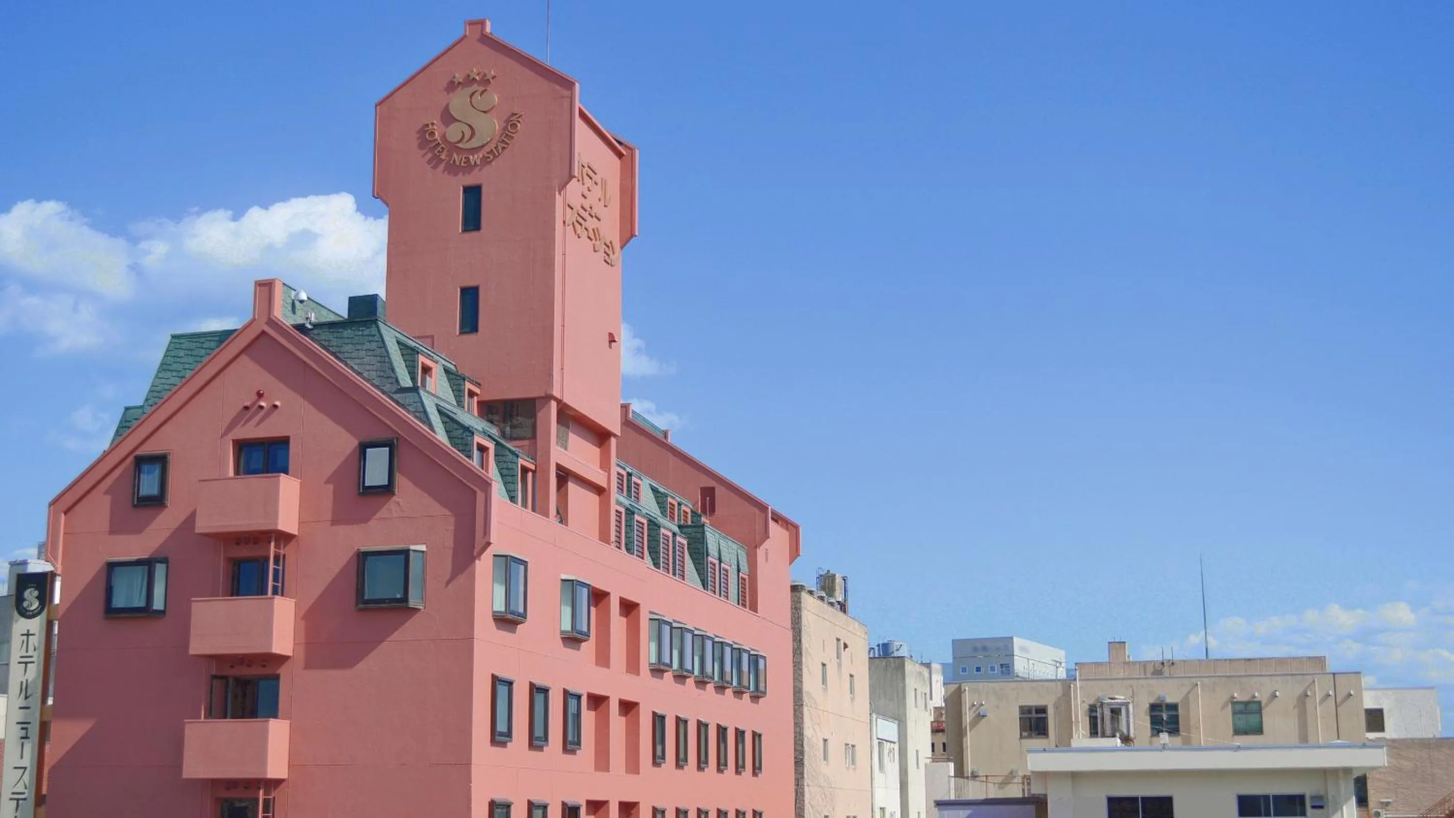 Property building in Hotel New Station