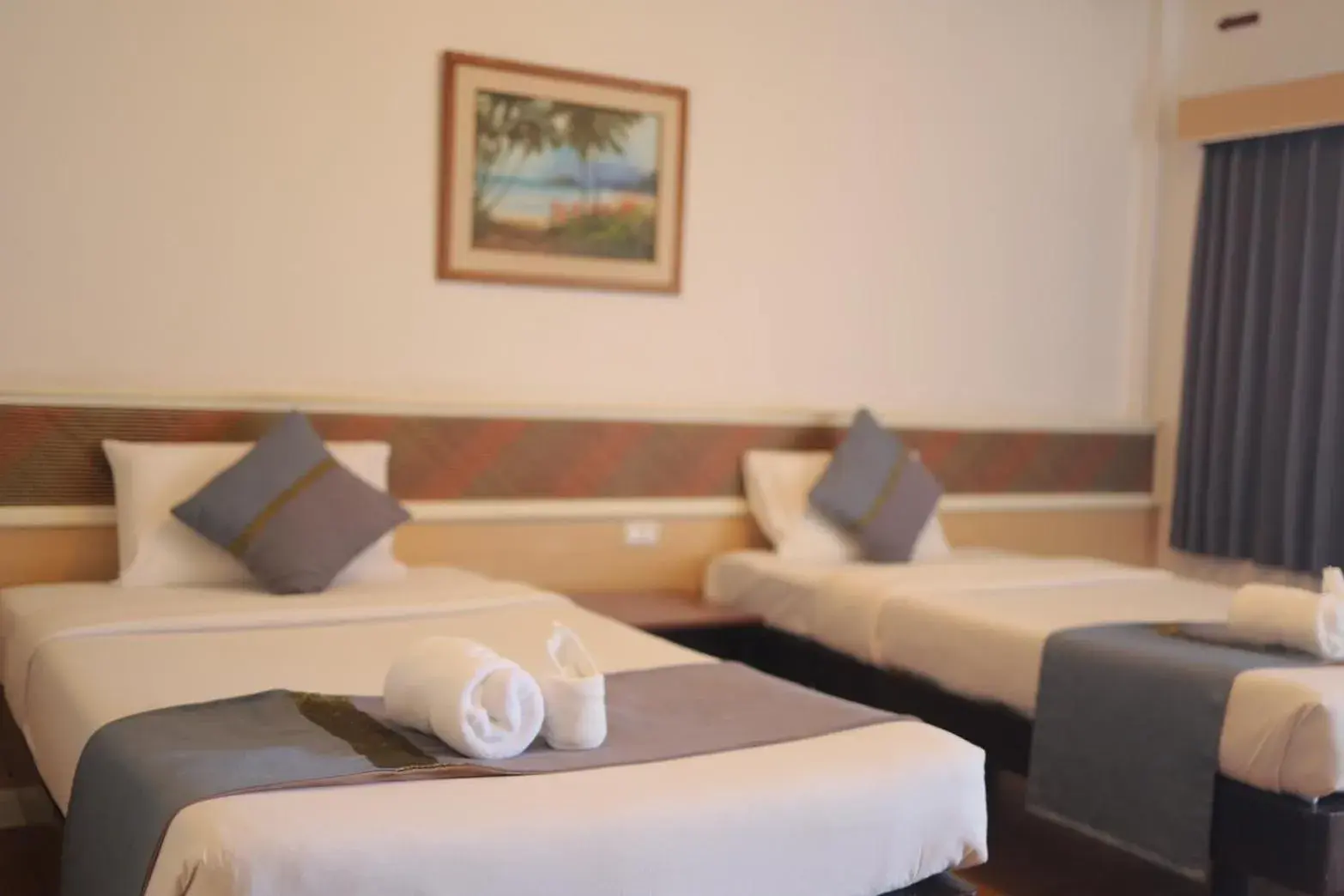 Deluxe Double or Twin Room in Tanyong Hotel Deluxe Double or Twin Room in Tanyong Hotel