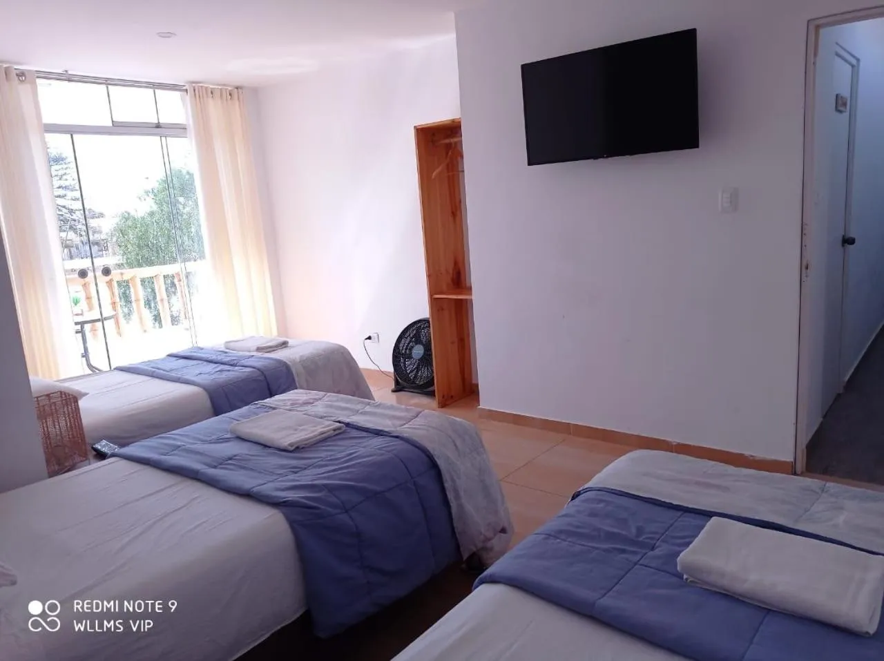 Bed in Paracas Guest House