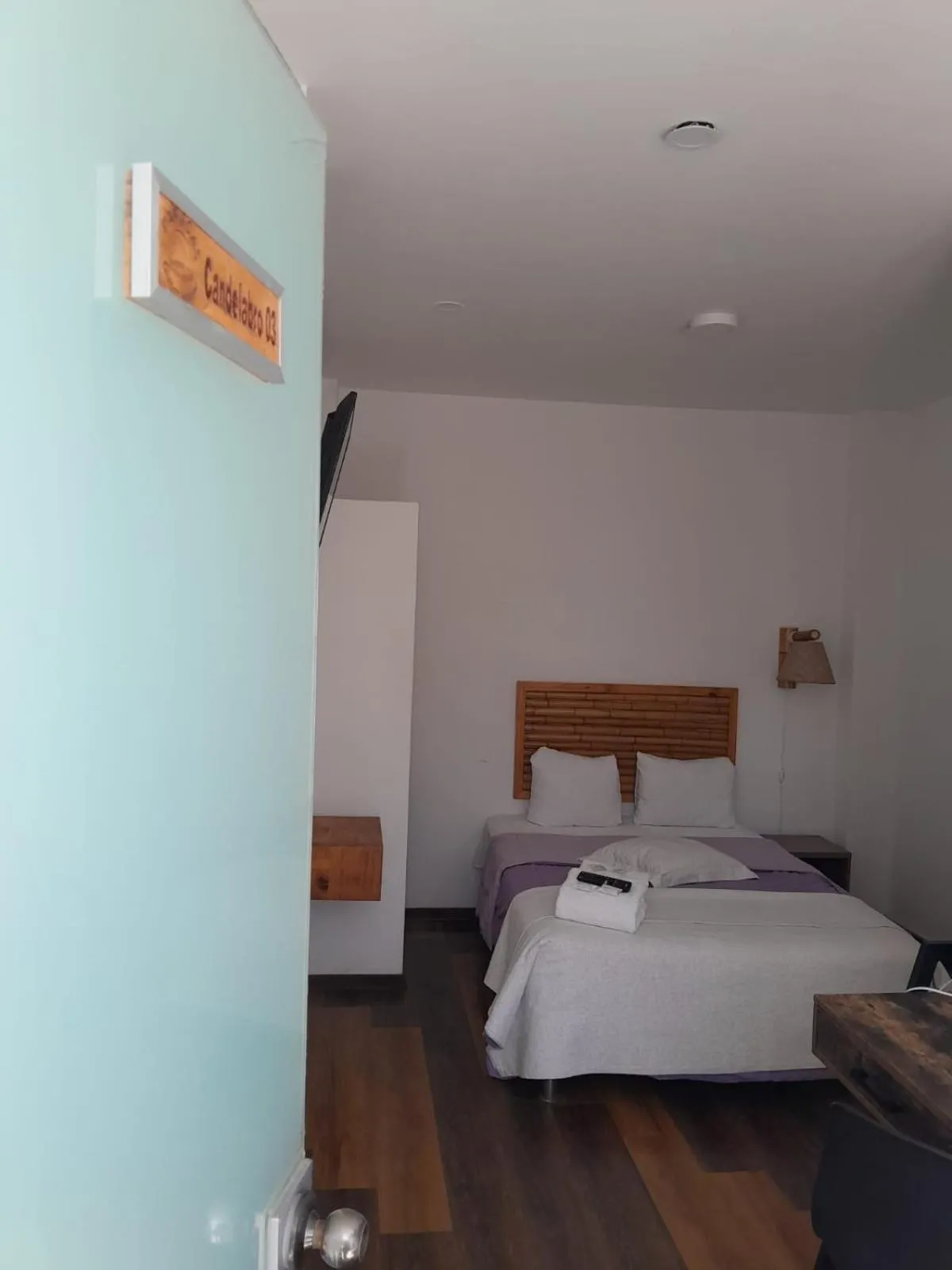 Photo of the whole room, Bed in Paracas Guest House