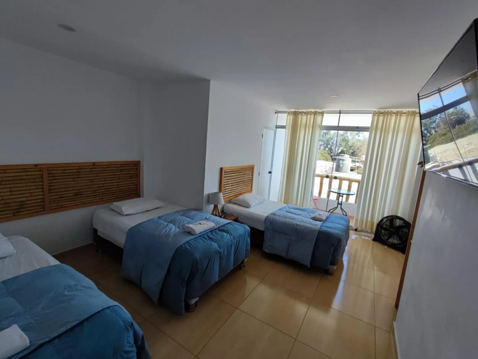 Seating area, Bed in Paracas Guest House