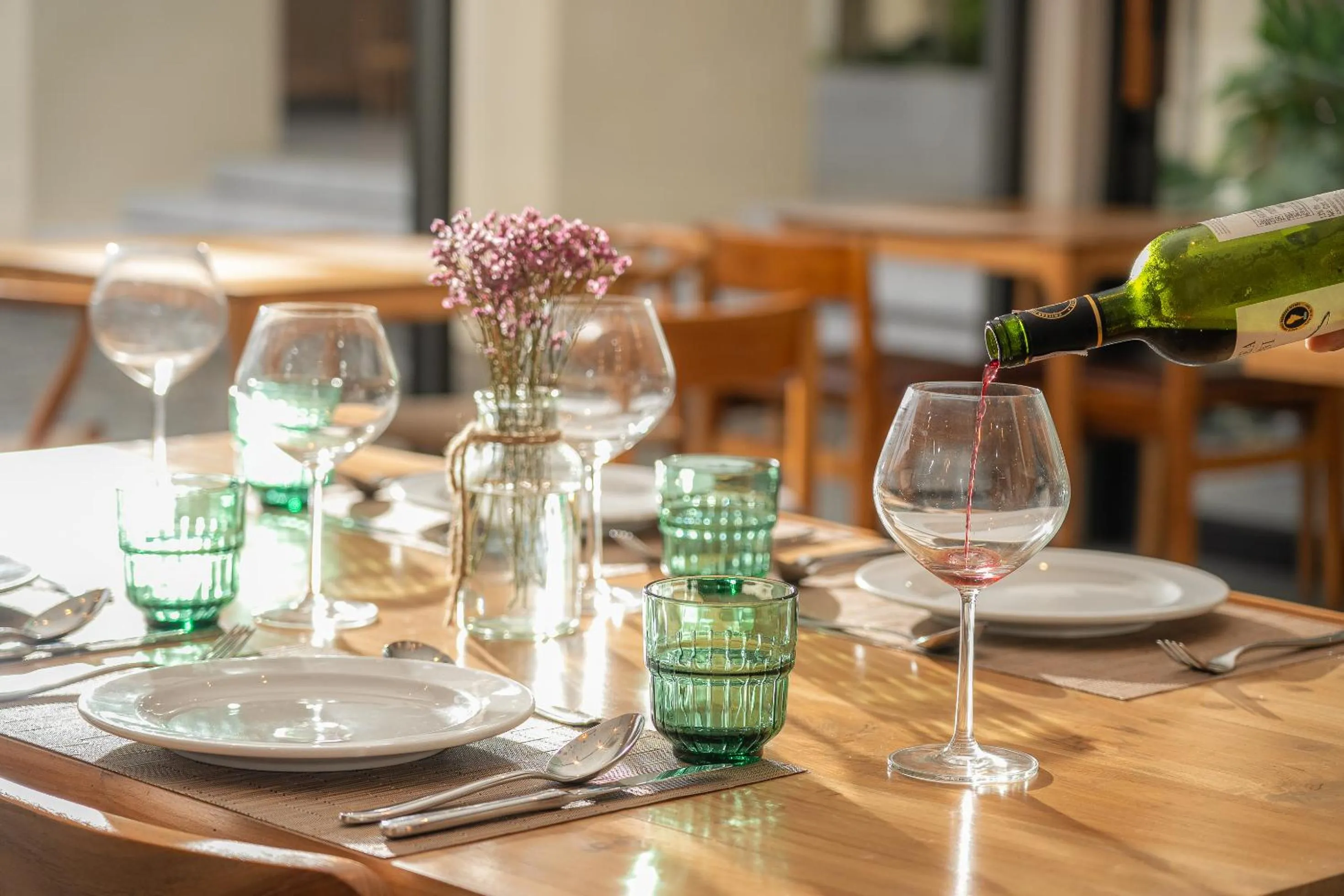 Restaurant/places to eat in Eden Resort & Villas Phuket Patong