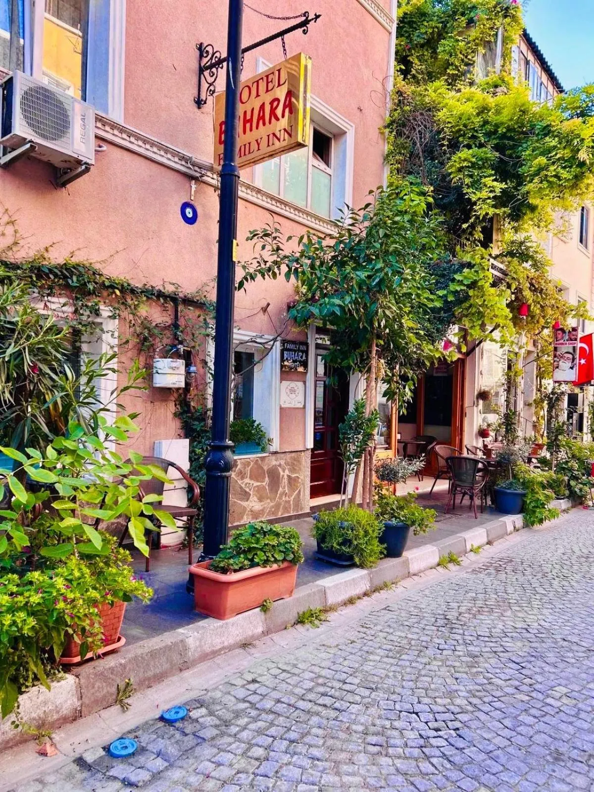 Street view in Hotel Buhara Family Inn