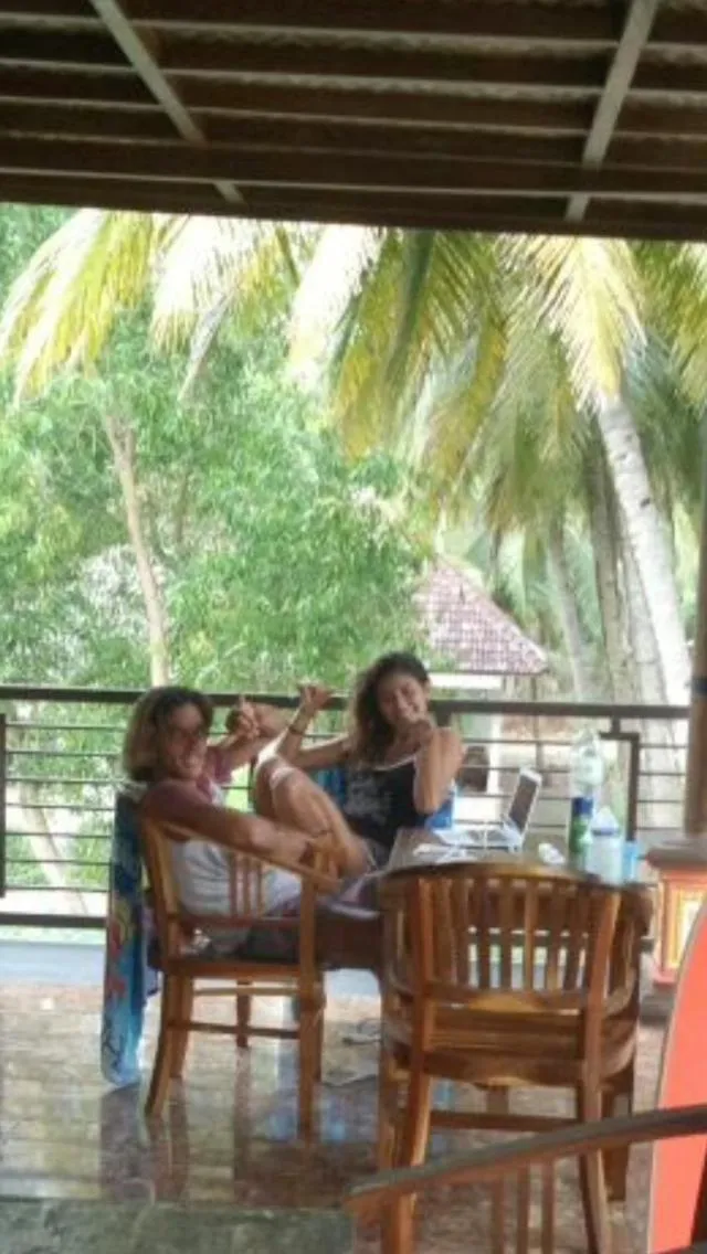 Arrys Watukarung Surfcamp