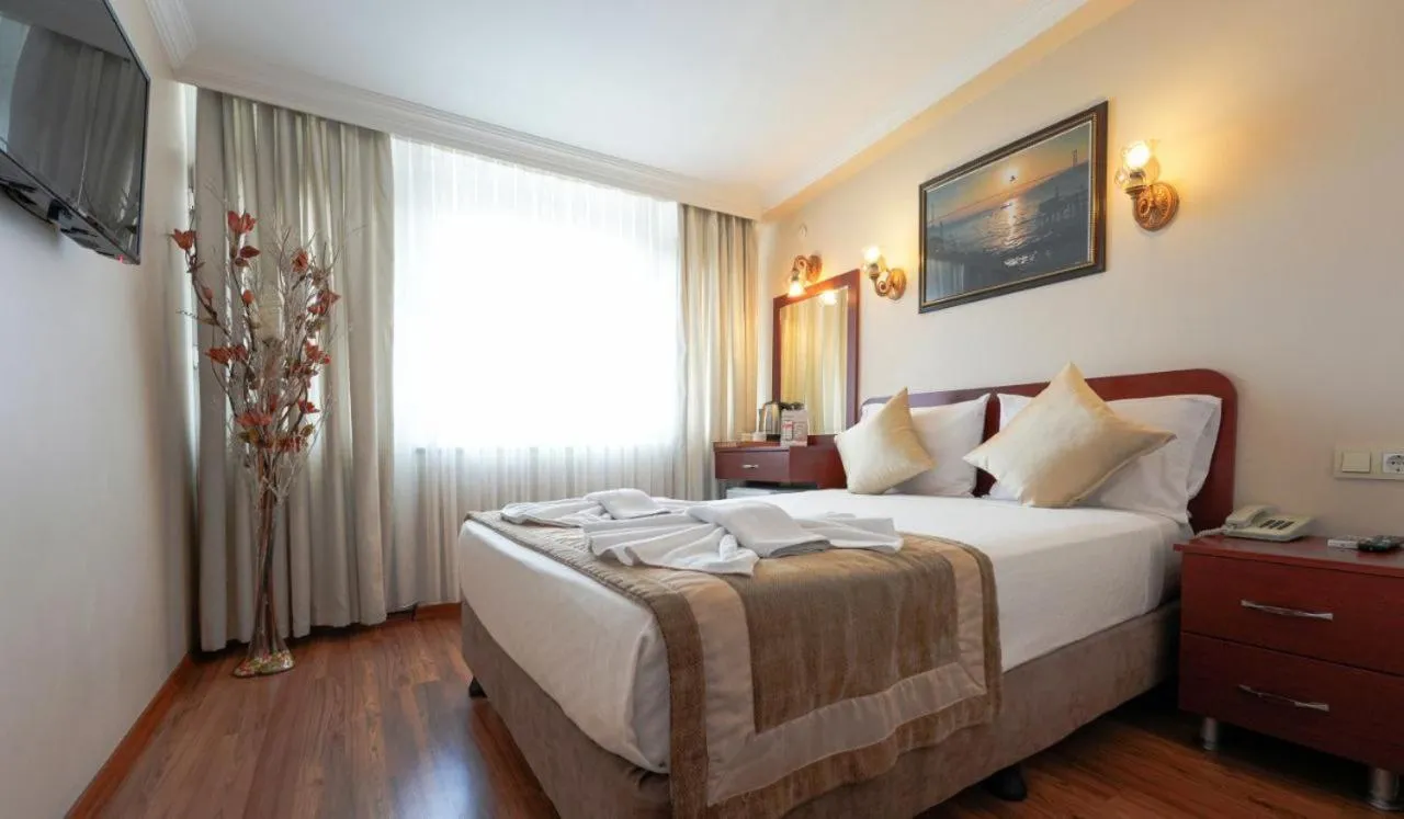 Bed in Hotel Akyildiz